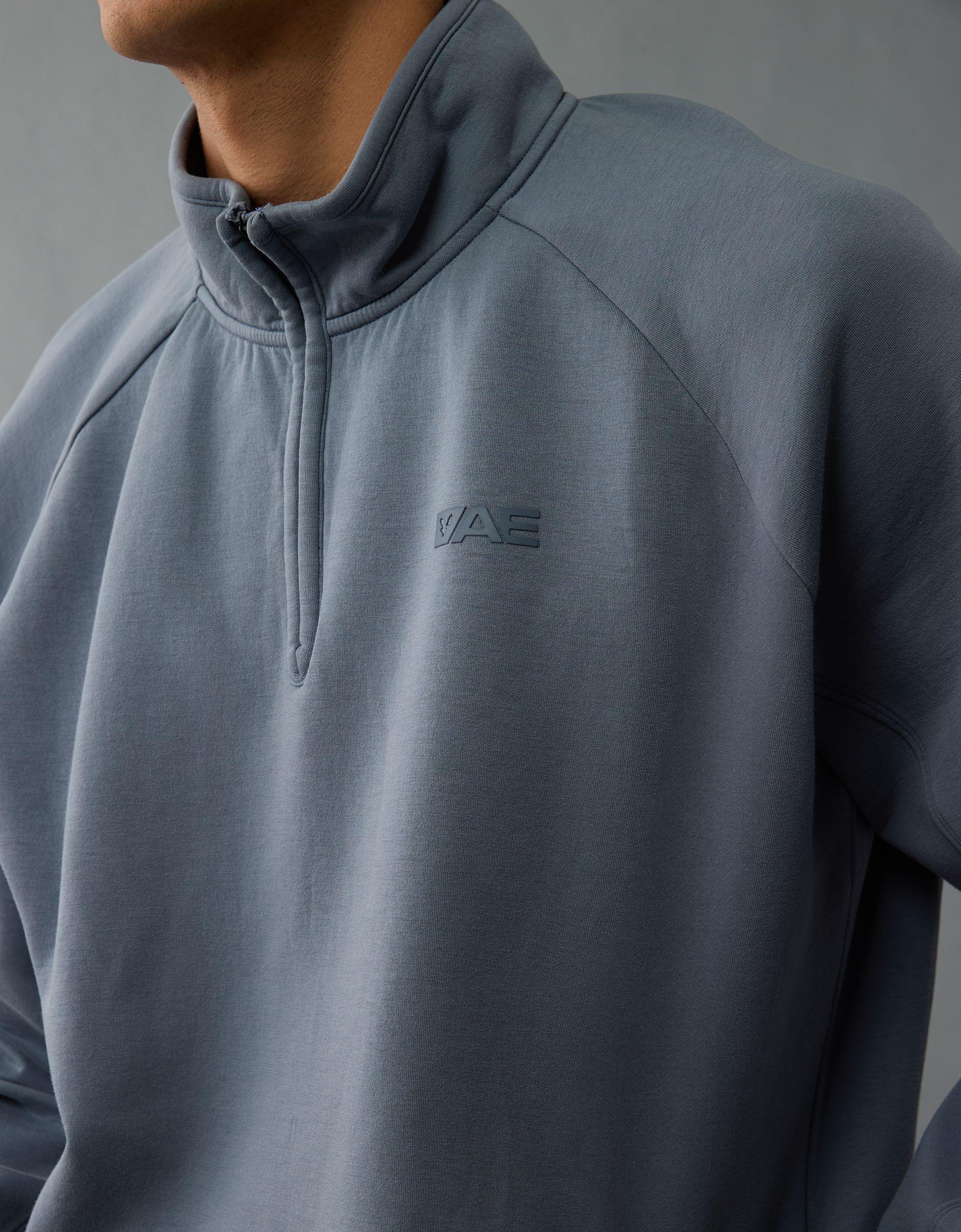 AE 24/7 Tech Fleece Quarter-Zip Sweatshirt Product Image