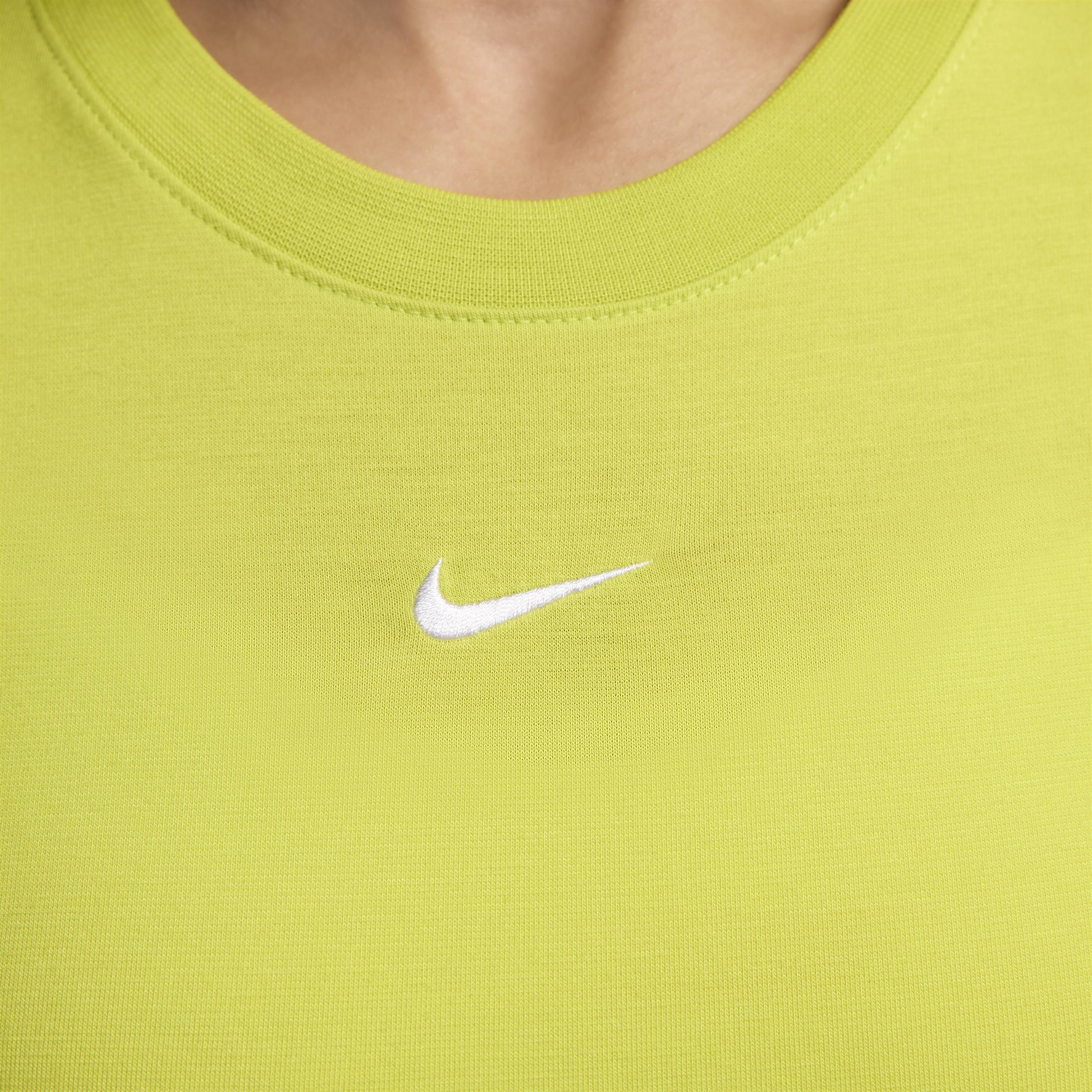 Womens Nike Sportswear Essential Slim Cropped T-Shirt Product Image