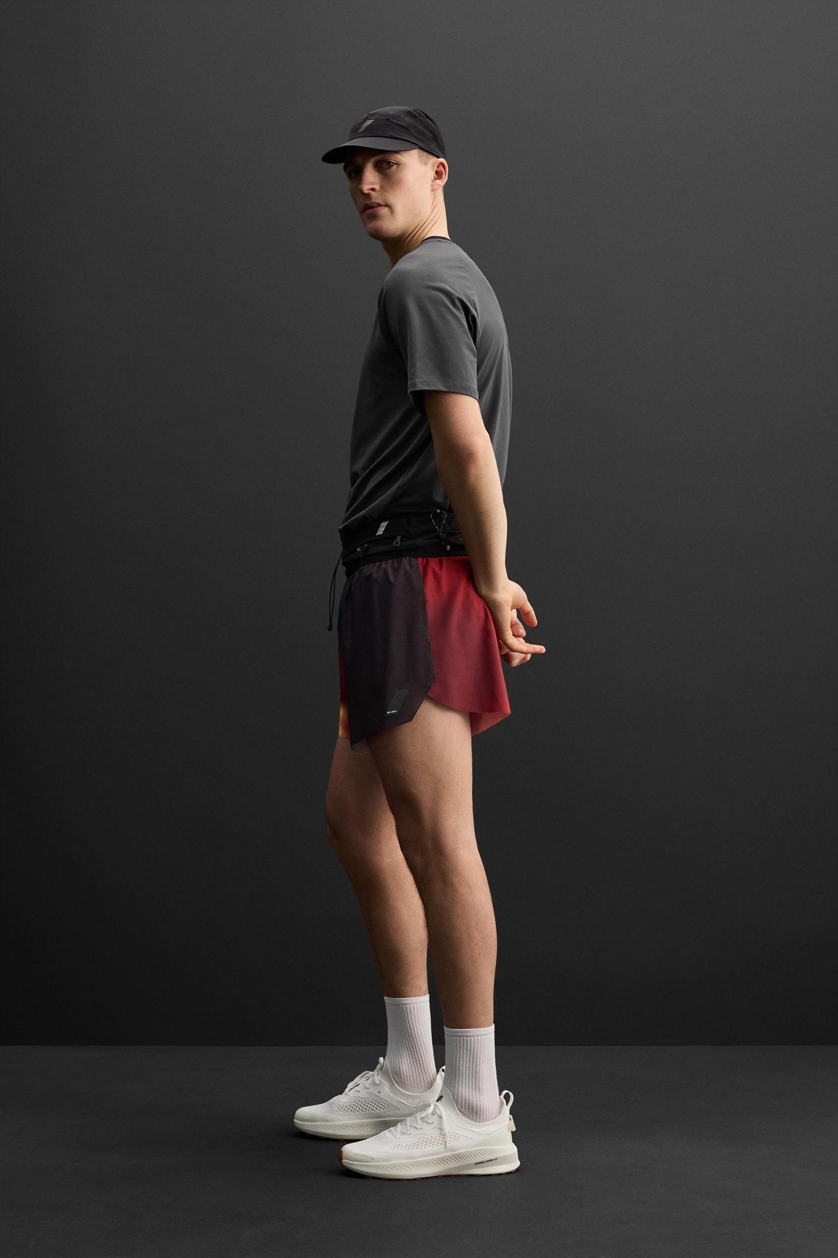 TEXTURED TRAINING T-SHIRT Product Image