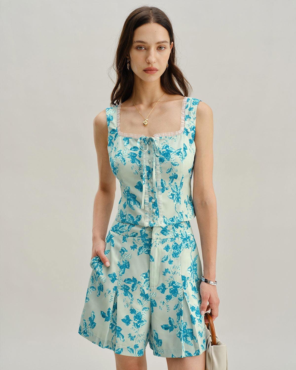 Blue Floral Pocket Shorts Product Image