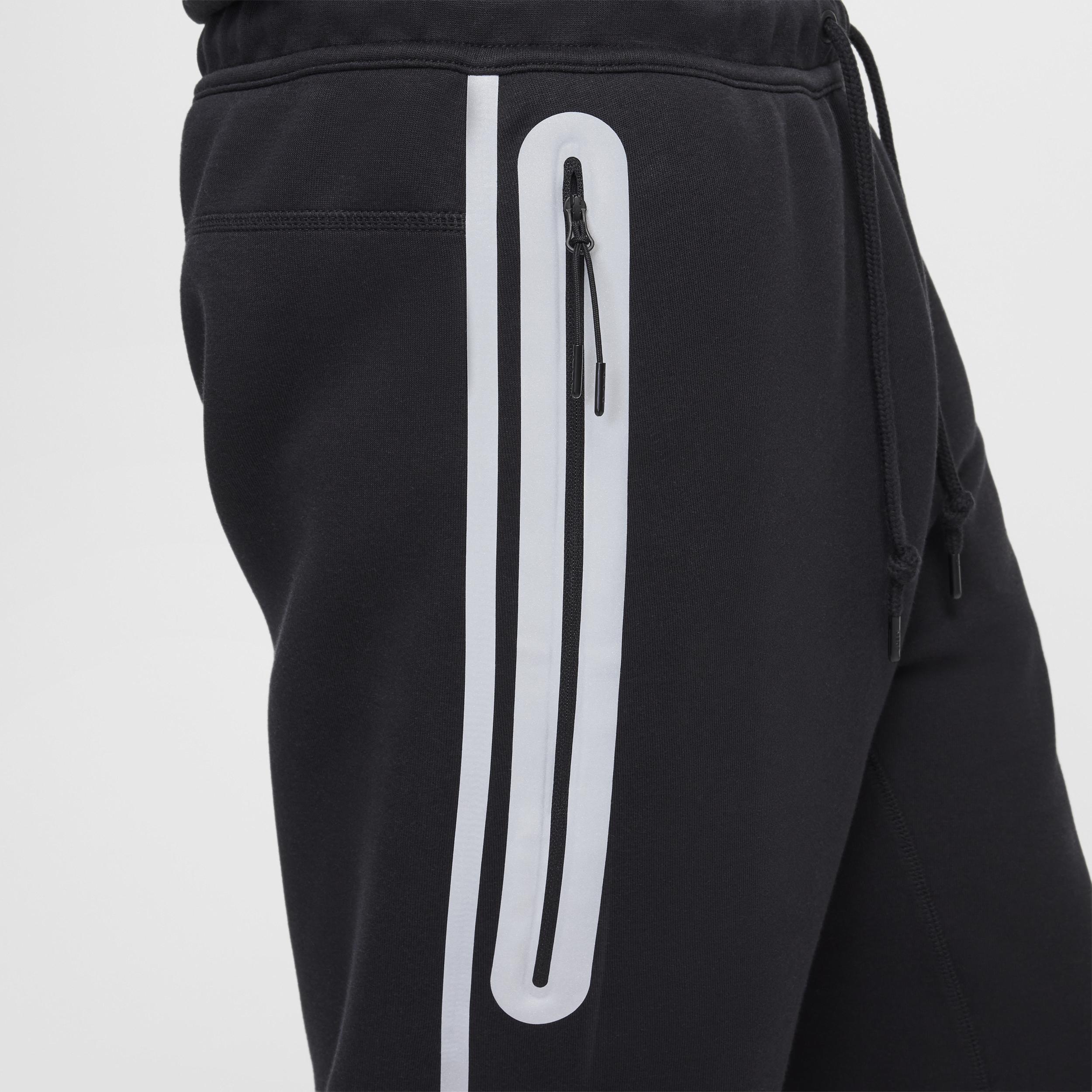 Nike Mens Tech Reflective Details Fleece Jogger Pants Product Image