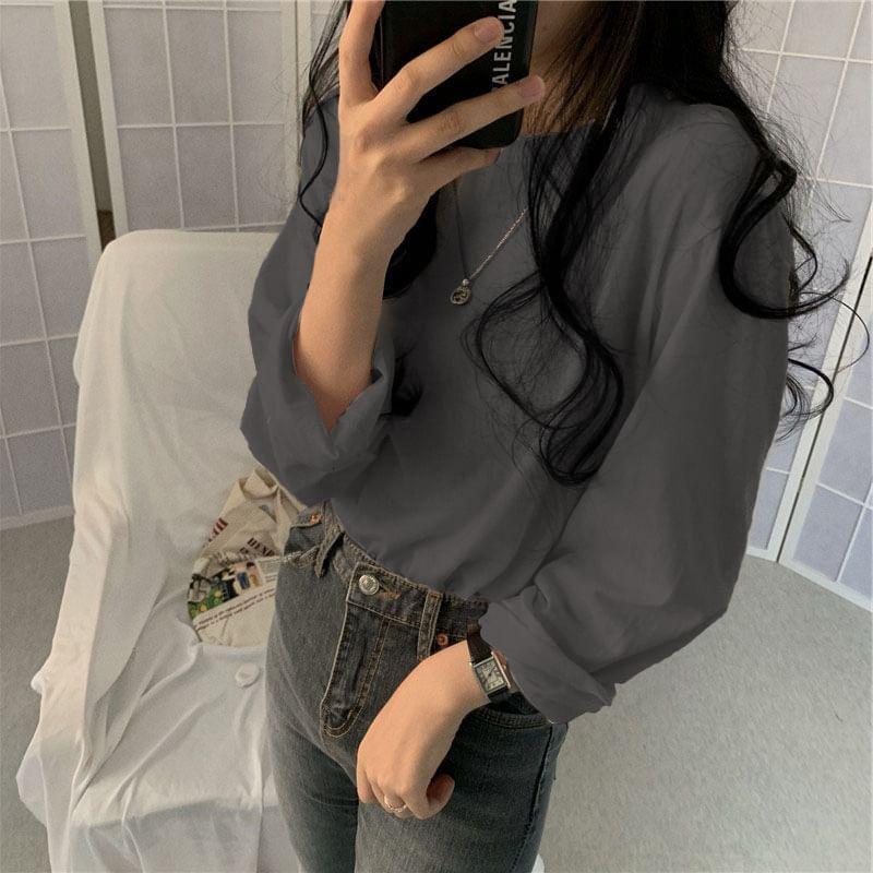 Long-Sleeve Round Neck Plain Tee Product Image