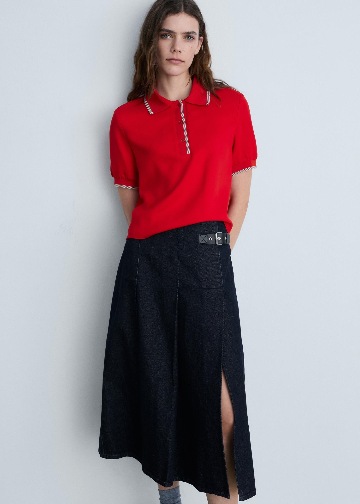 Cropped polo shirt with contrasting trim - Women | MANGO USA Product Image
