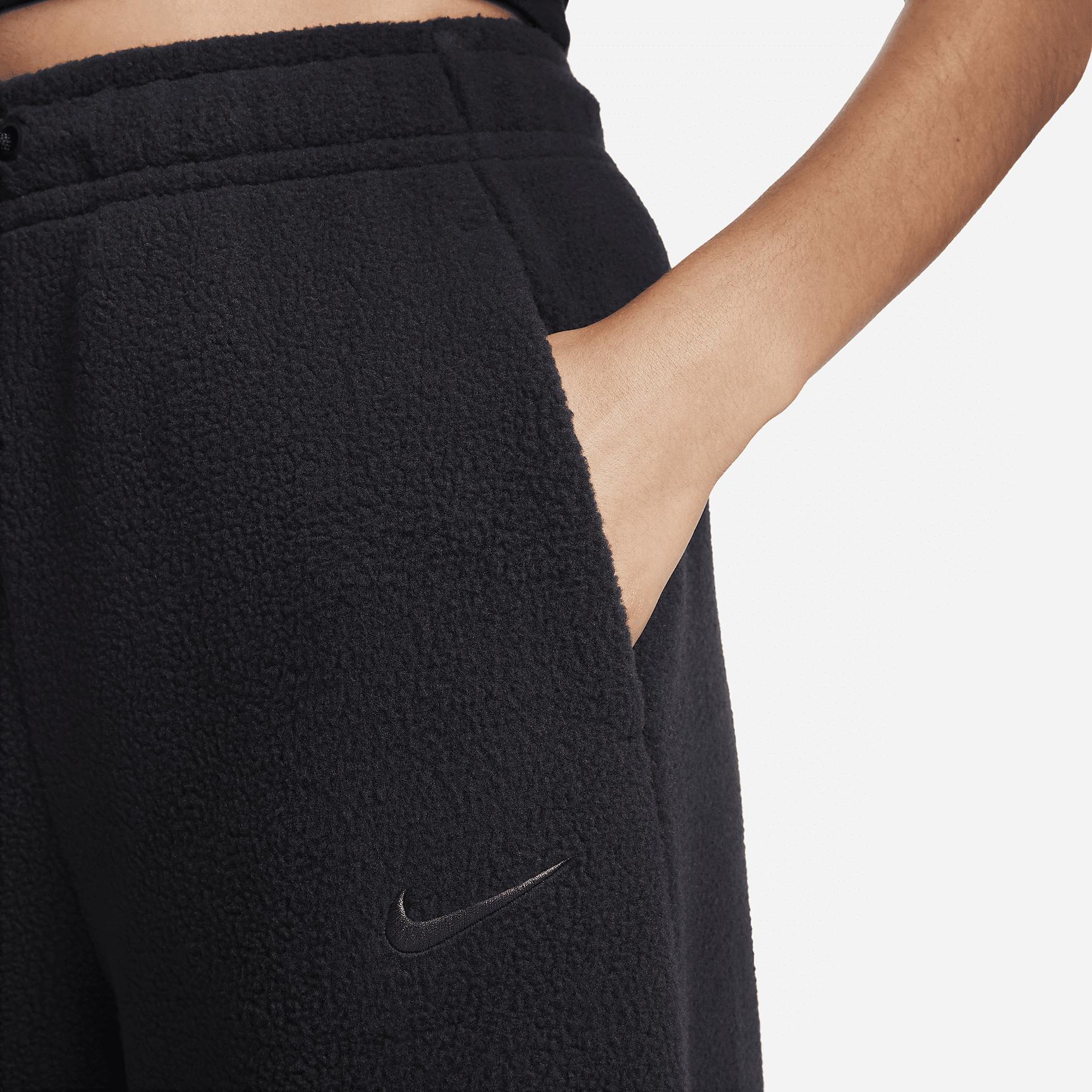 Nike Sportswear Plush Women's Pants Product Image
