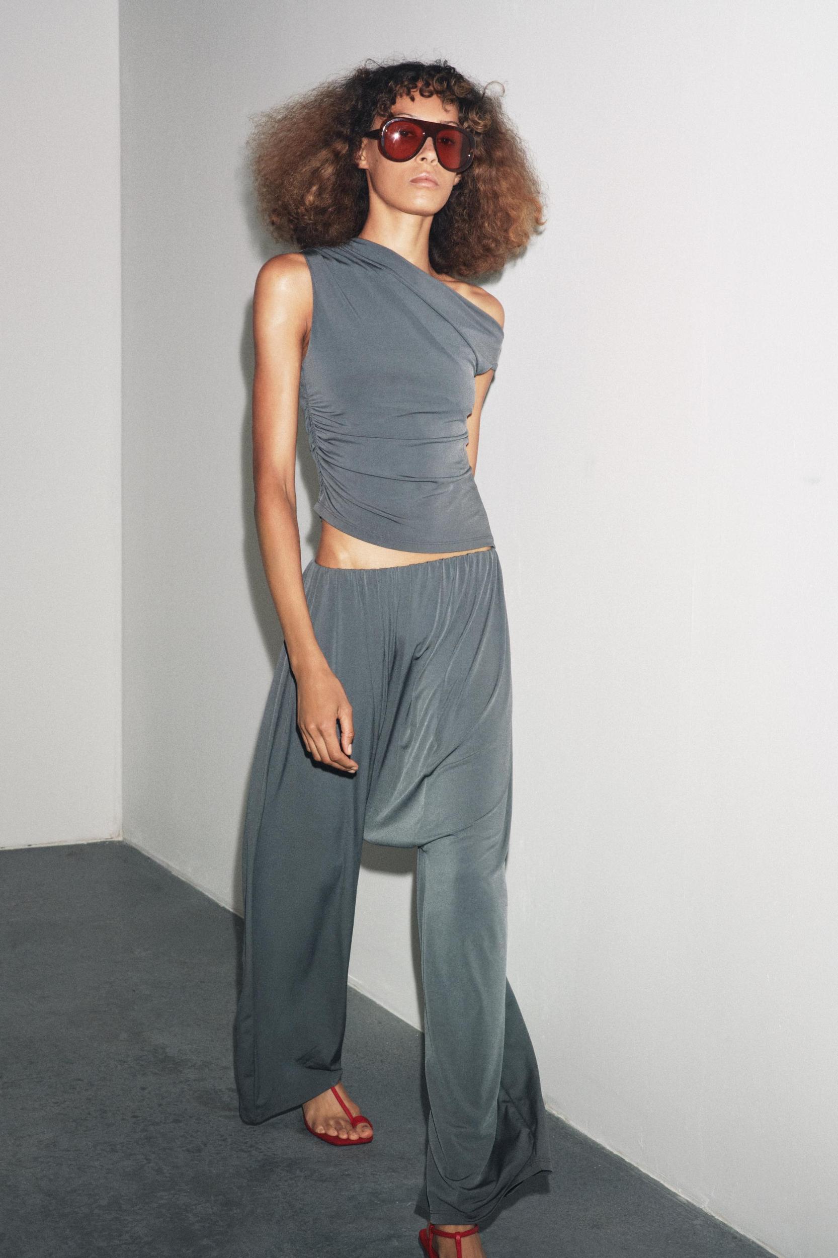 DRAPED CREPE TOP Product Image
