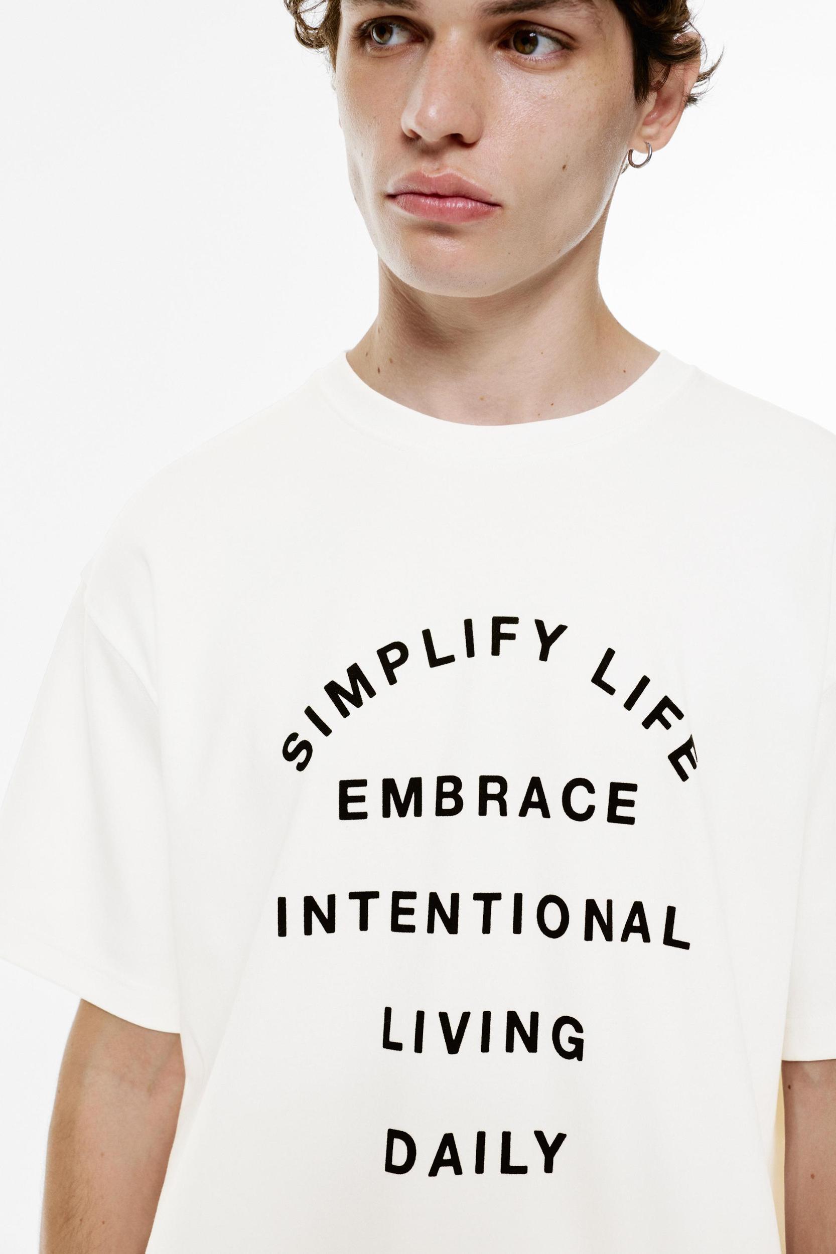 Short sleeve sweatshirt with slogan Product Image