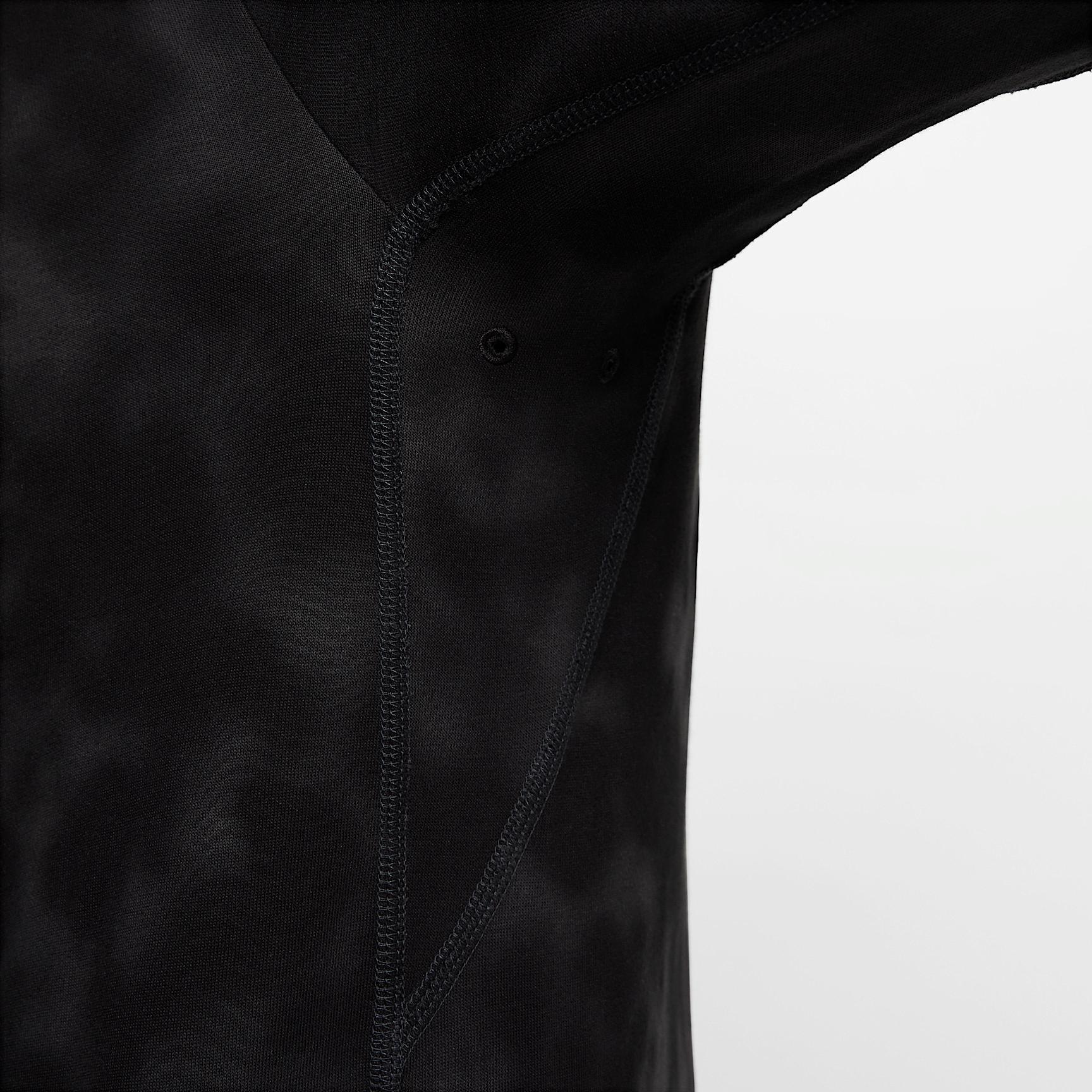 Nike Mens Primary Dri-FIT Long-Sleeve Fitness Top | HJ3148-060 Product Image