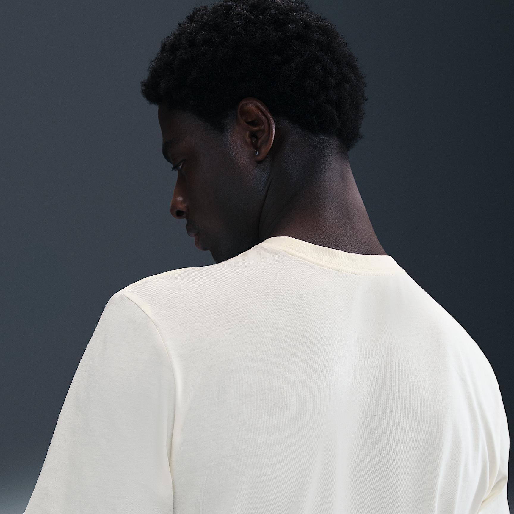 Nike Sportswear T-Shirt Product Image