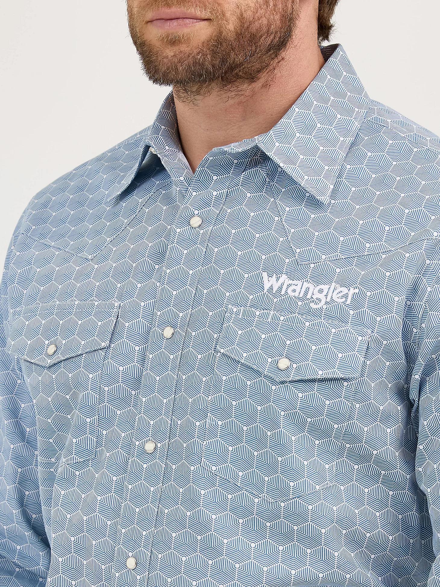 Men's Wrangler® Logo Long Sleeve Western Snap Shirt | Men's SHIRTS | Wrangler® Product Image