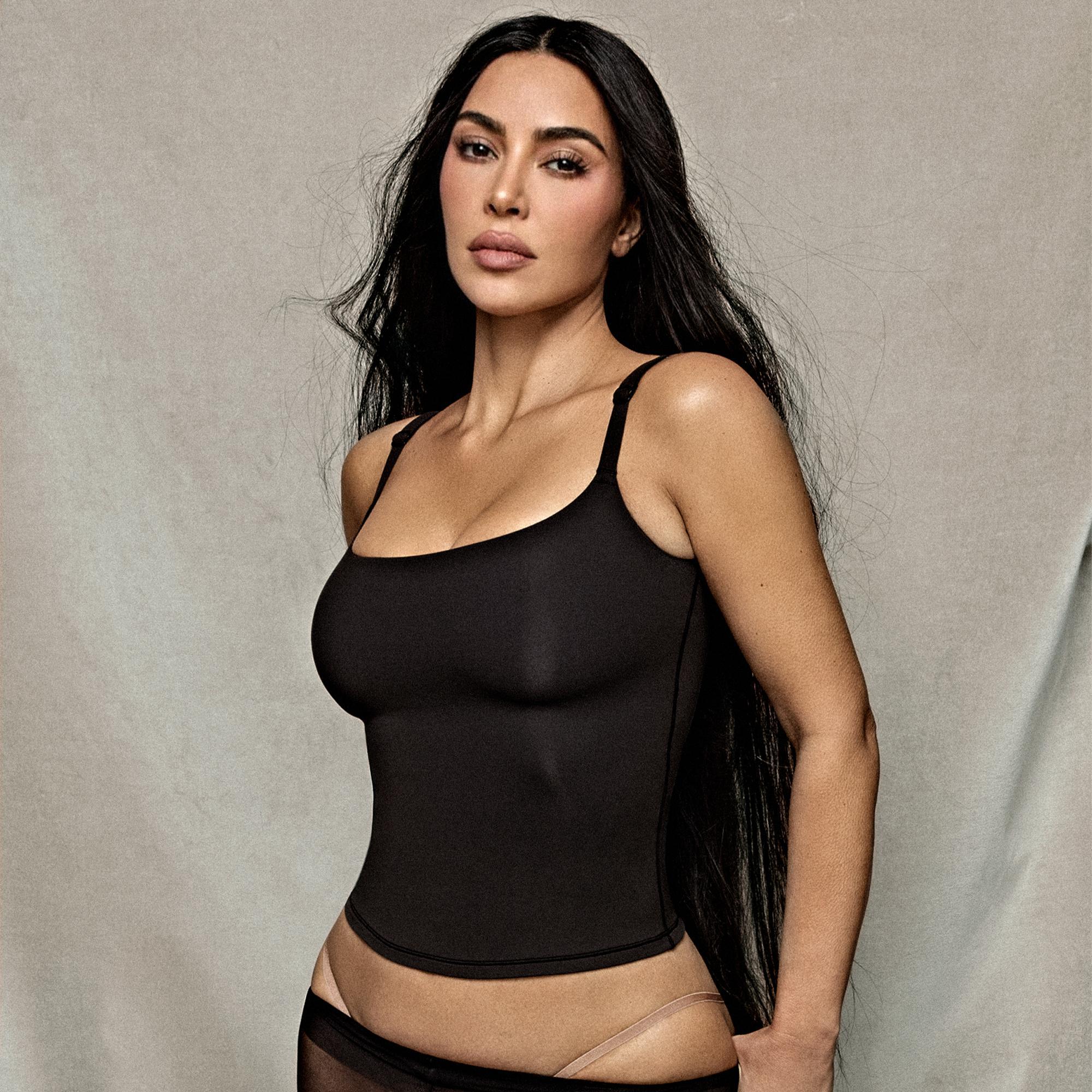 FITS EVERYBODY BACK SMOOTHING CAMI | ONYX Product Image