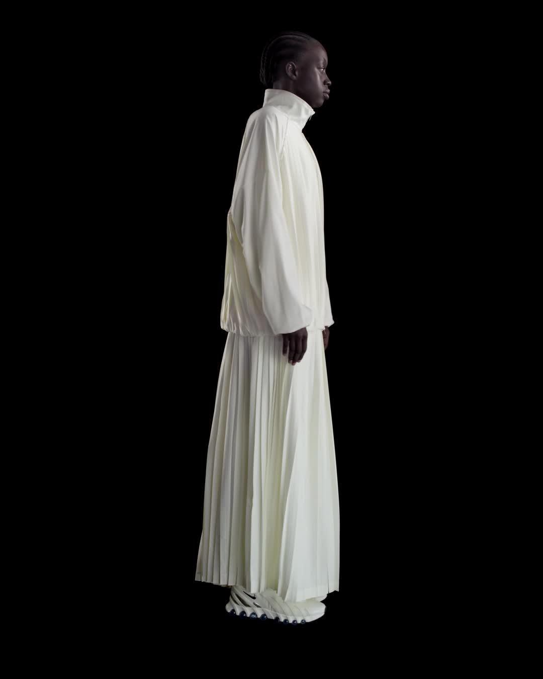 Womens Nike Sportswear Collection Mid-Rise Pleated Track Pants | HJ0520-133 Product Image