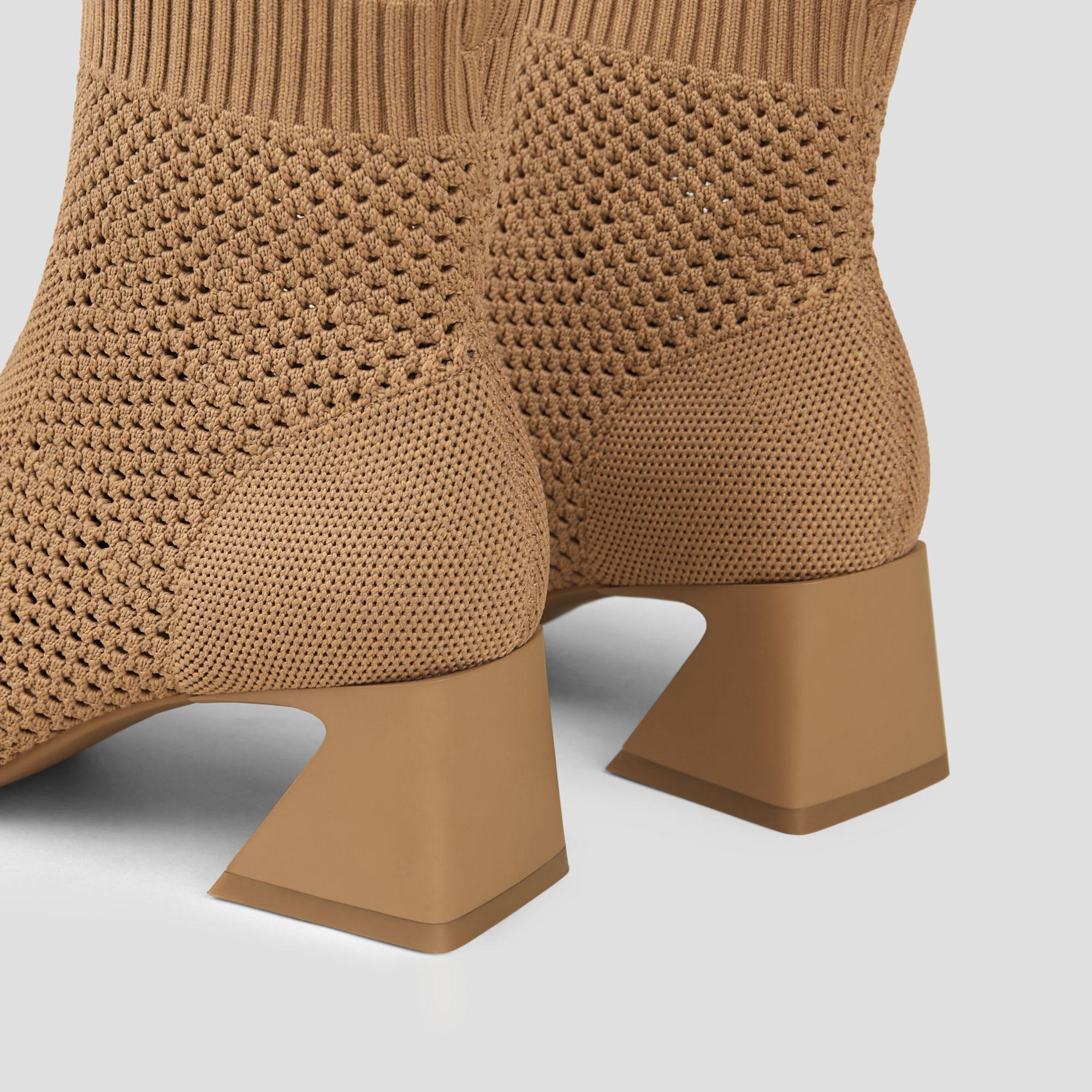 Square-Toe Perforated Heeled Boots (Melissa) Product Image