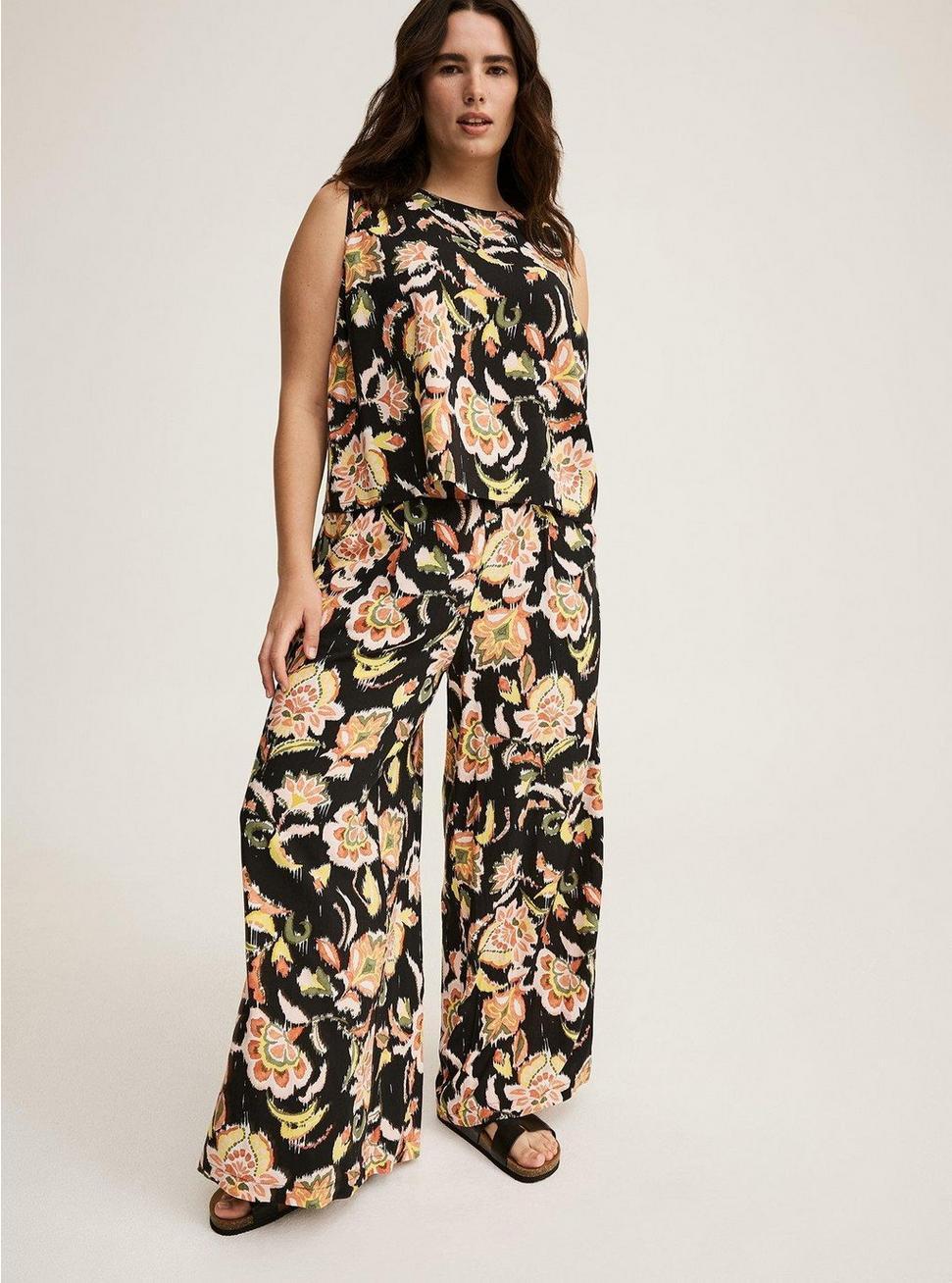 Pull-On Wide Leg Pant Product Image