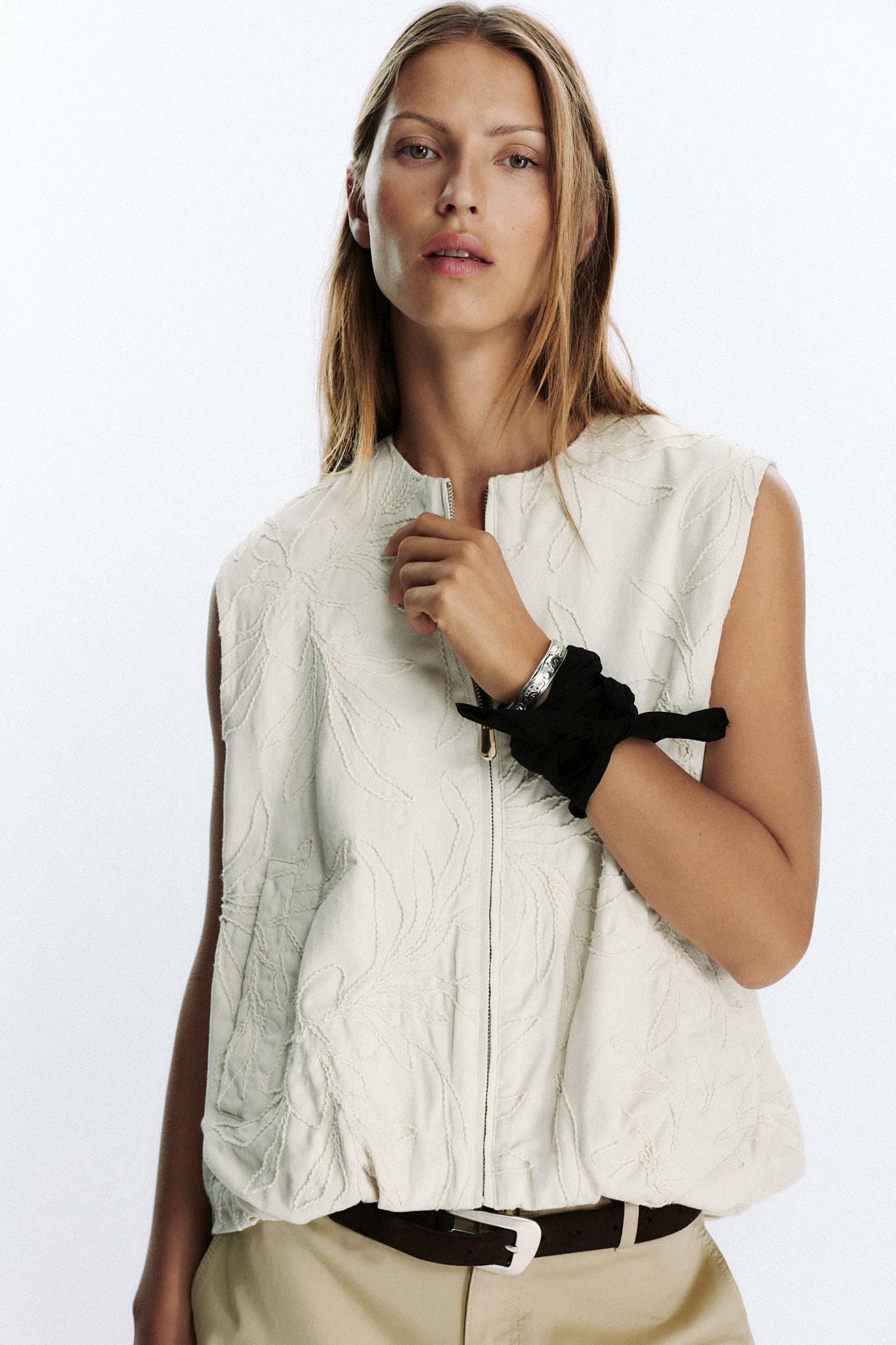 EMBROIDERED VEST Product Image