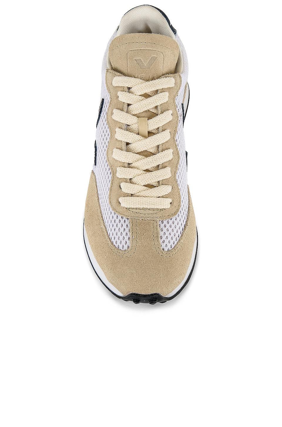 Rio Branco Light Sneaker Veja Product Image