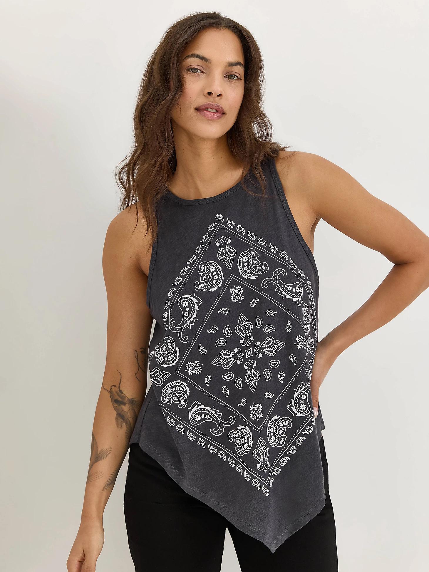 Women's Wrangler Bandana Diamond Front Tank in Washed Product Image