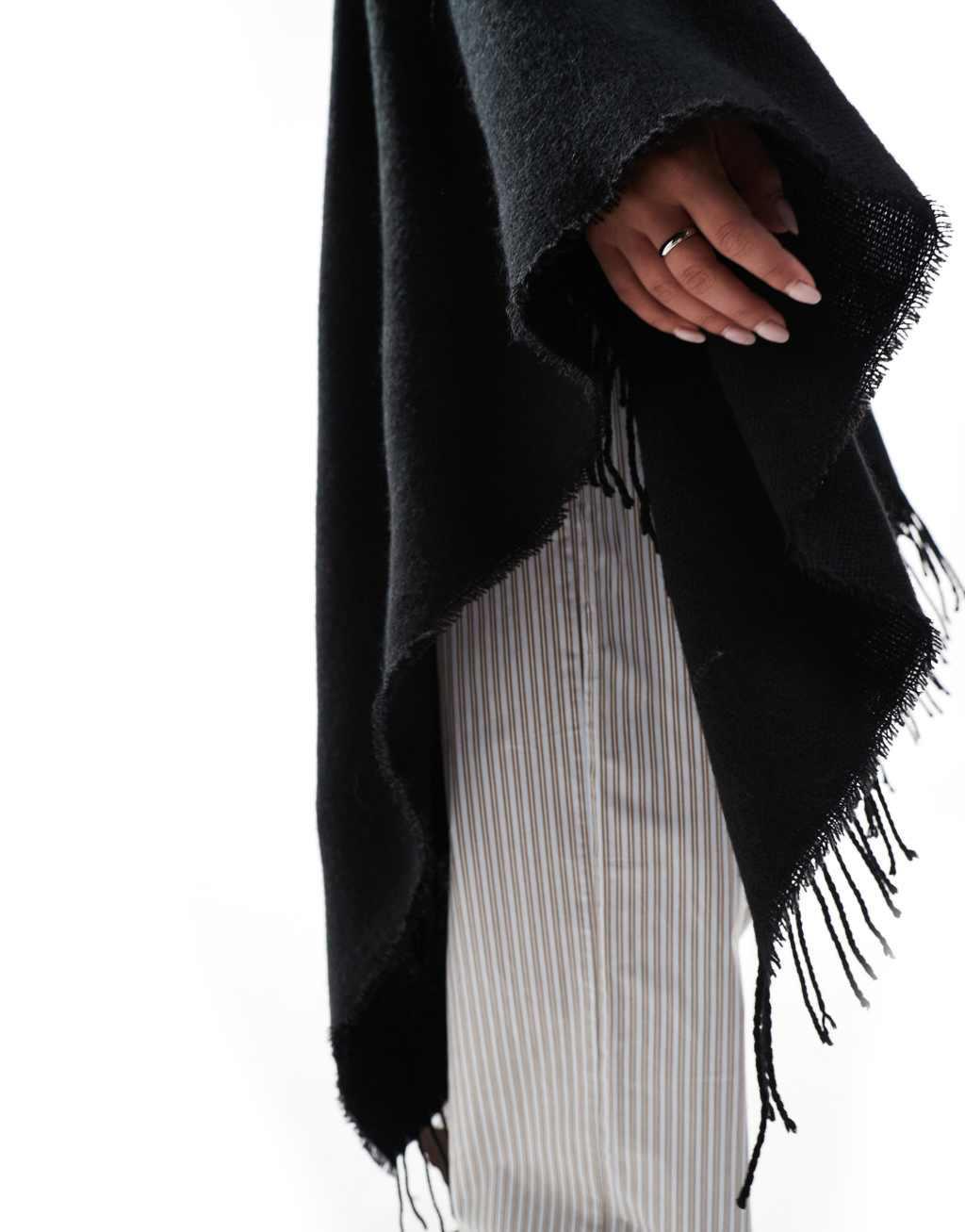 ASOS DESIGN cape in black Product Image