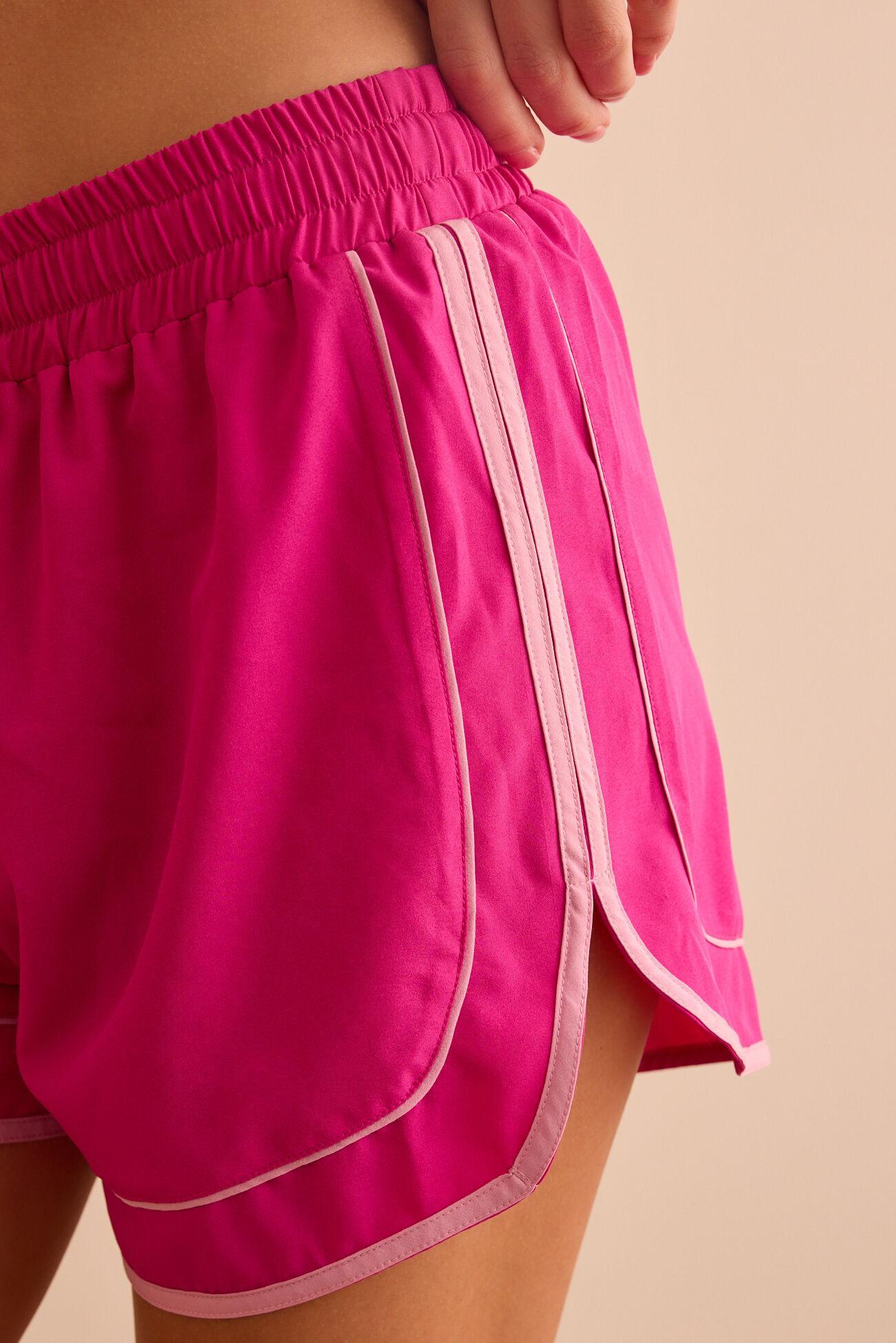 Pace Line Shorts Product Image