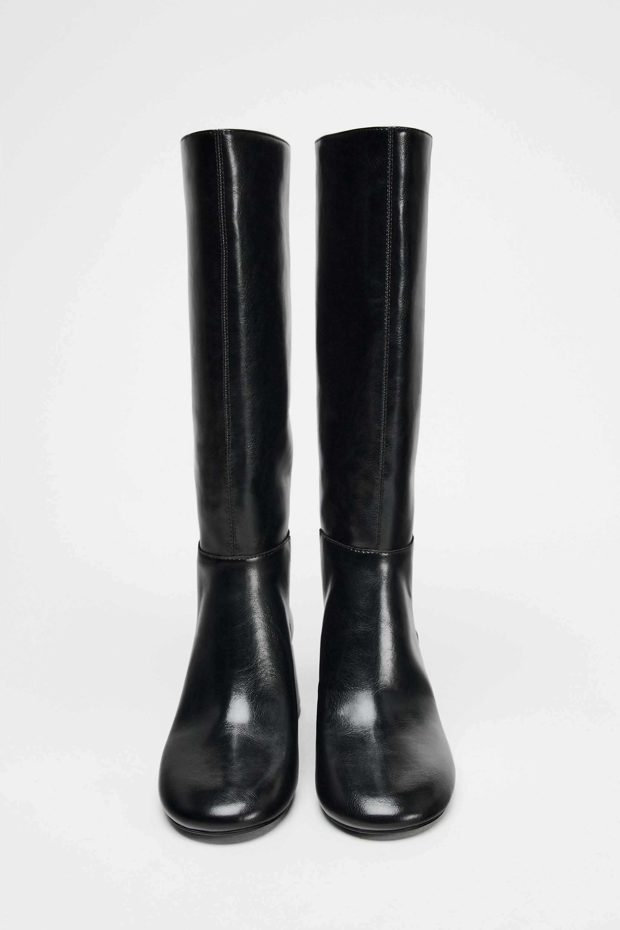 WIDE HEELED TOPSTITCHED BOOTS Product Image