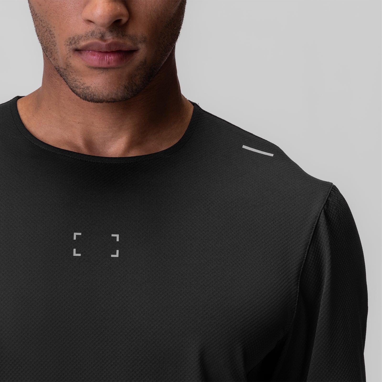 0907. AeroSilver® Training Long Sleeve - Black "Space Bracket" Product Image