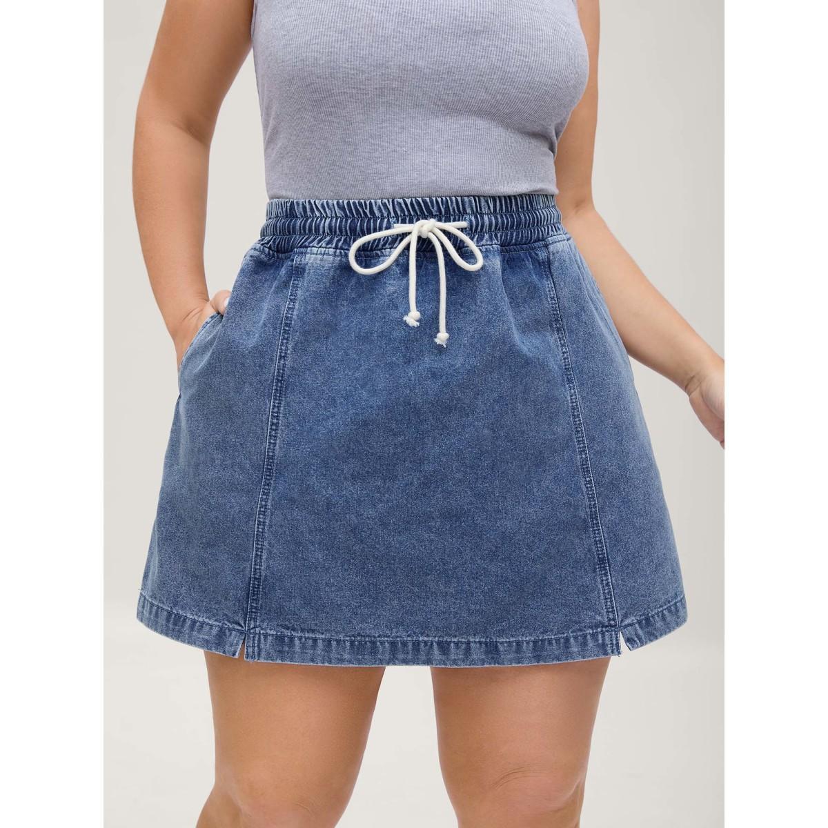 Plus Size Pull-On Drawstring Denim Skort Women Midblue No stretch Casual Slanted pocket Leisure Denim Shorts BloomChic 12/L Product Image