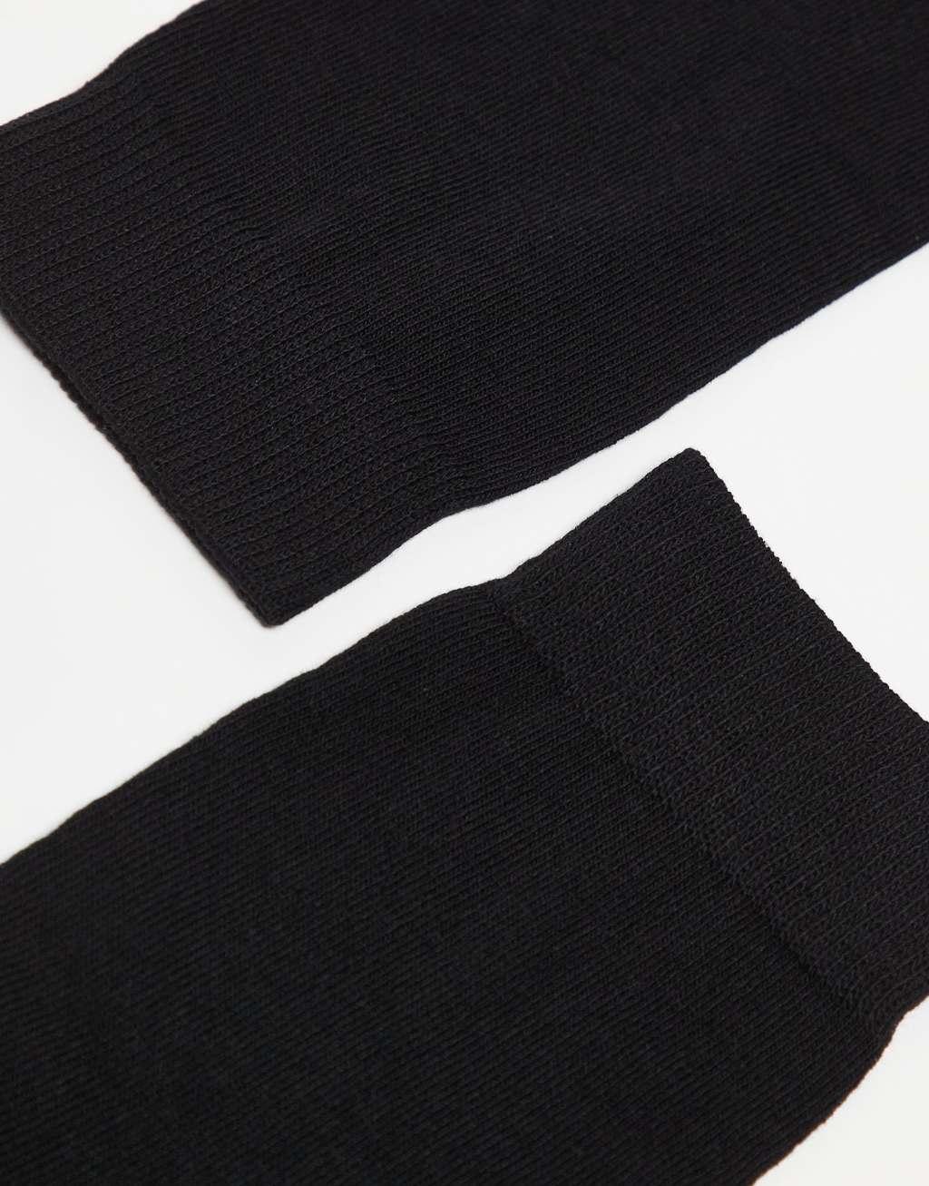 ASOS DESIGN 5-pack ankle socks in black Product Image