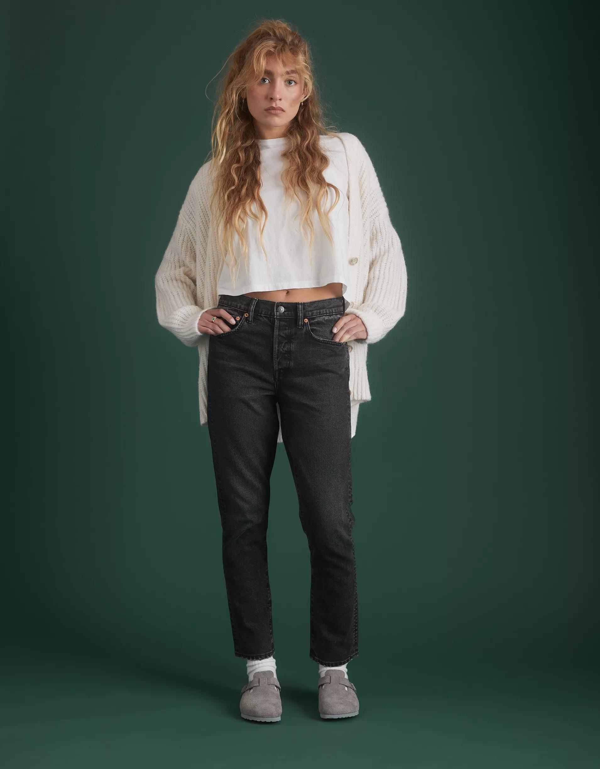 AE77 Premium Straight Crop Jean Product Image