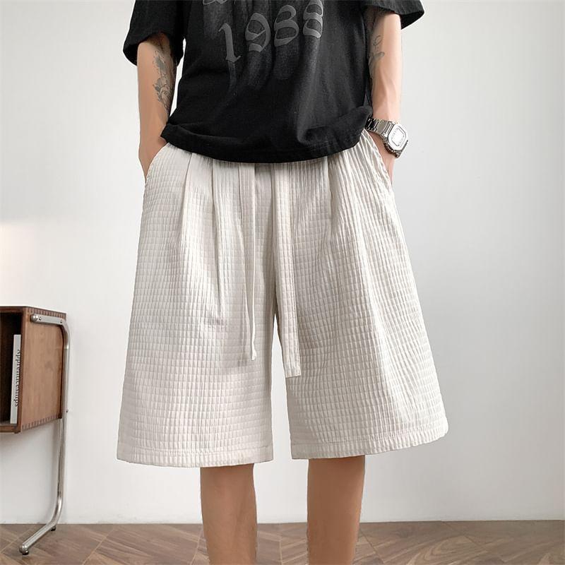 Drawstring Waist Plain Textured Wide Leg Shorts Product Image