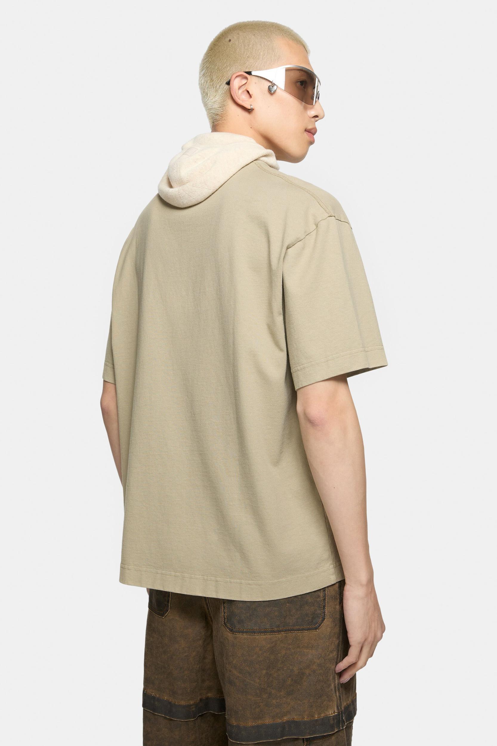 Logo t-shirt - Relaxed fit Product Image