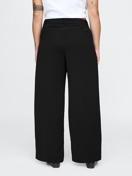 365 Low Rise Pleated Trousers Product Image