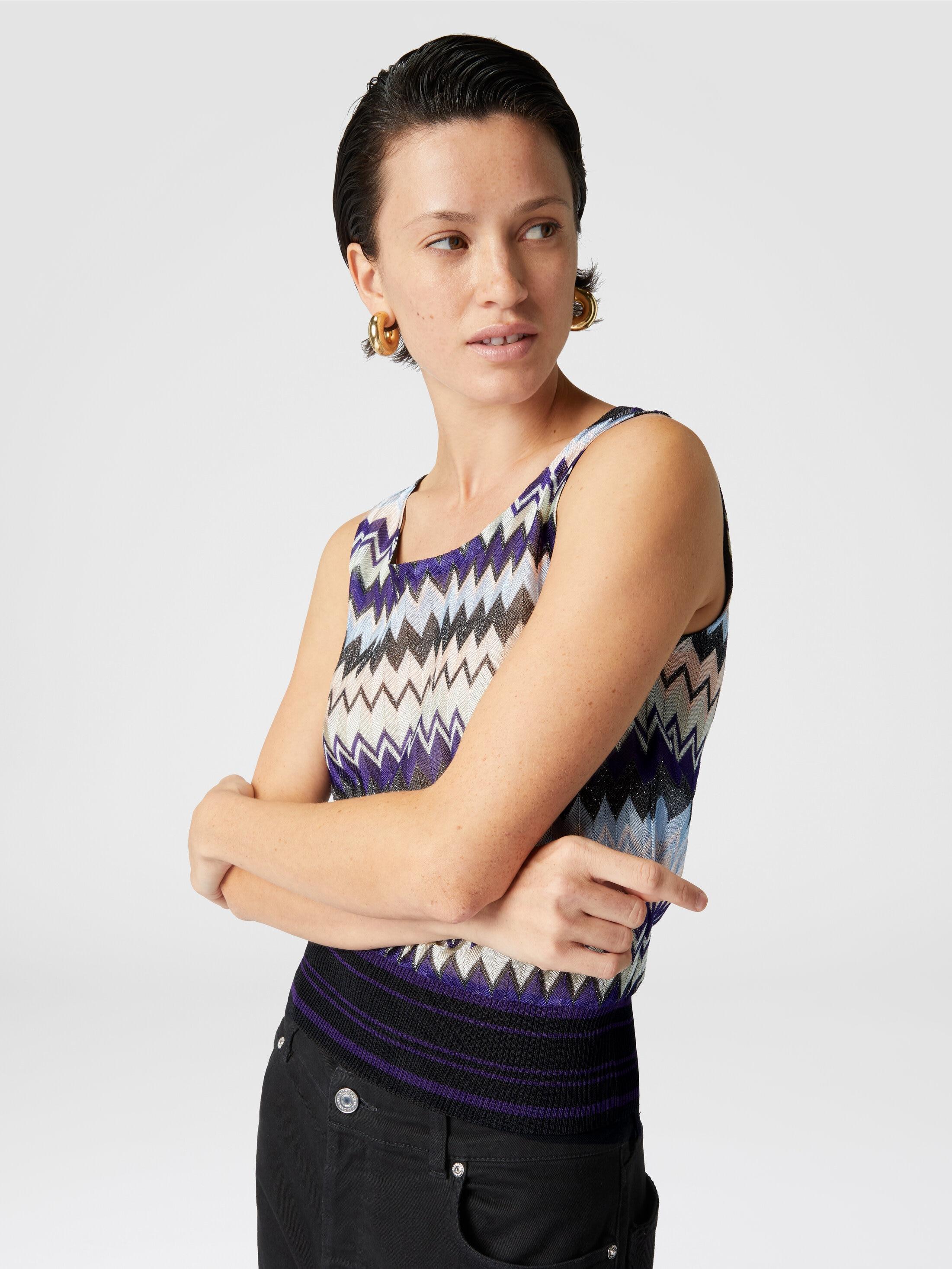 Sleeveless top in zig zag lamé viscose Product Image