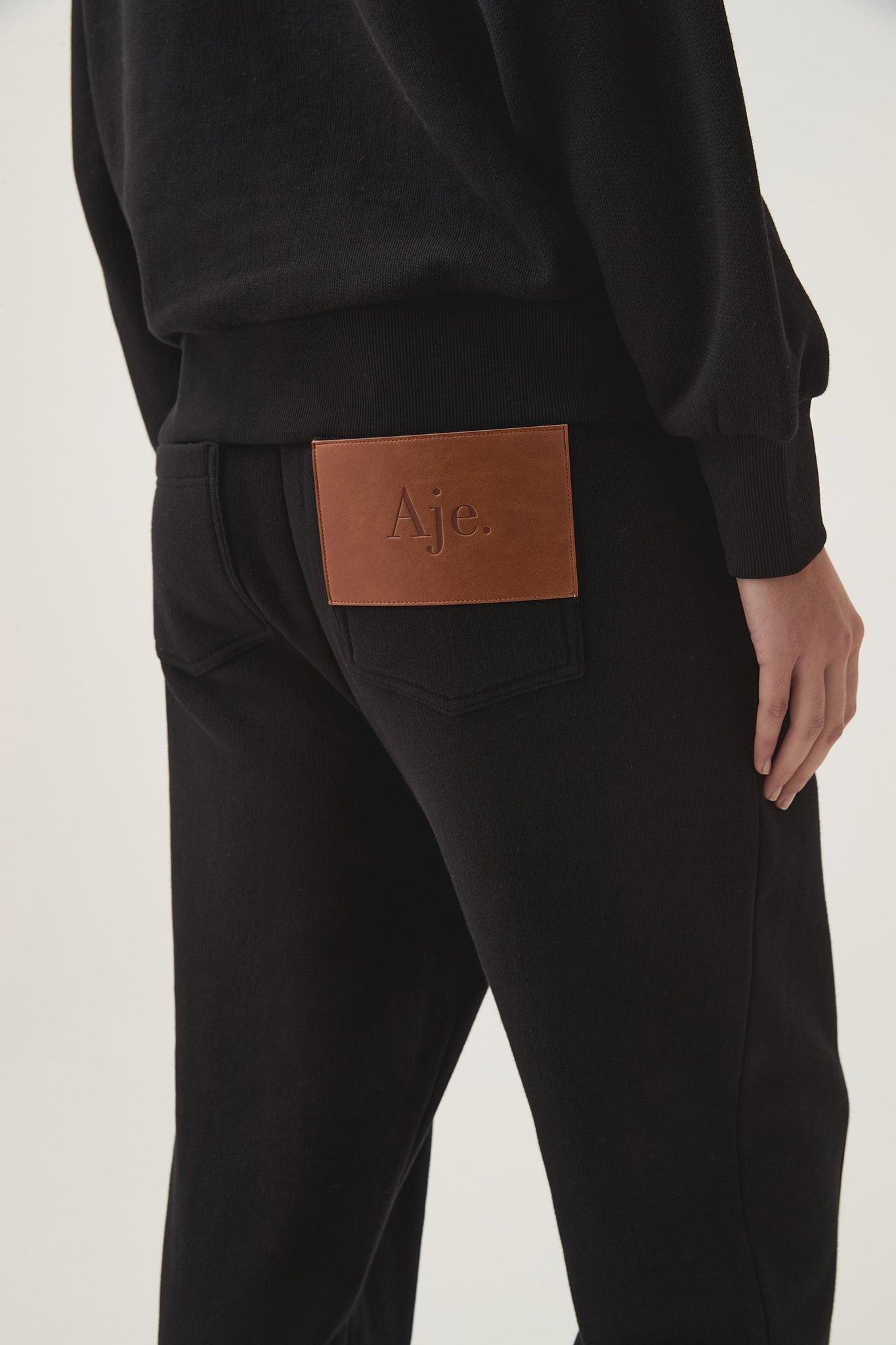 Flores Trackpant Product Image