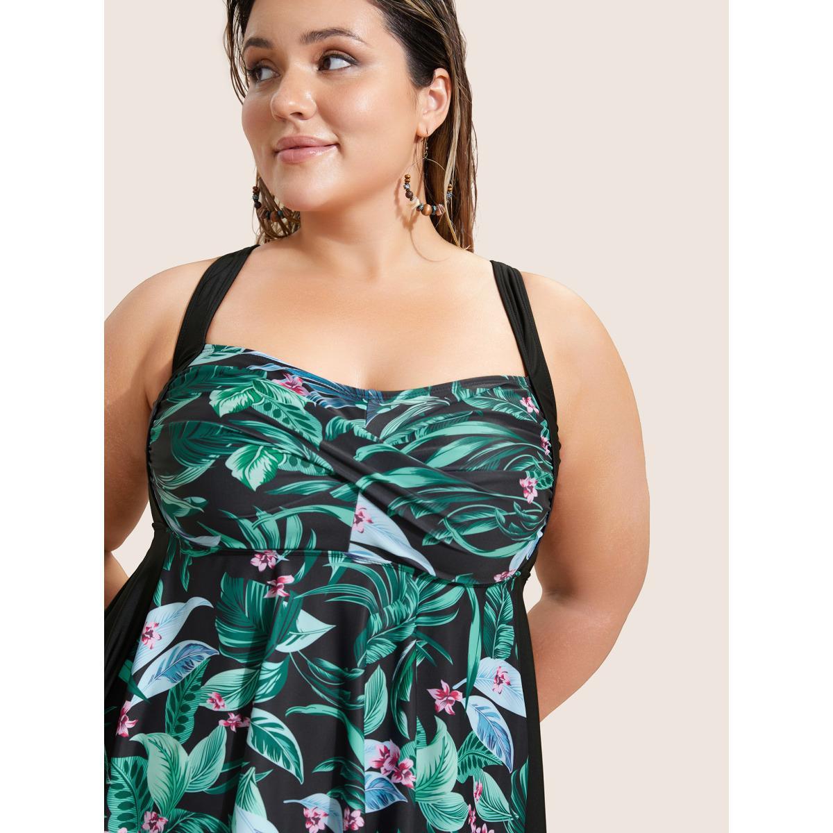Plus Size Tropical Print Crossover Swim Top Women's Swimwear Multicolor Beach Twist High stretch Bodycon Heart neckline Curve Swim Tops BloomChic 18-20/2X Product Image