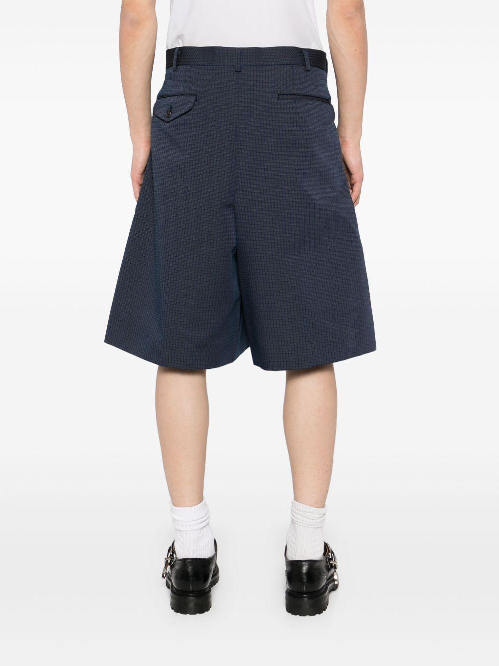 distressed tailored short Product Image