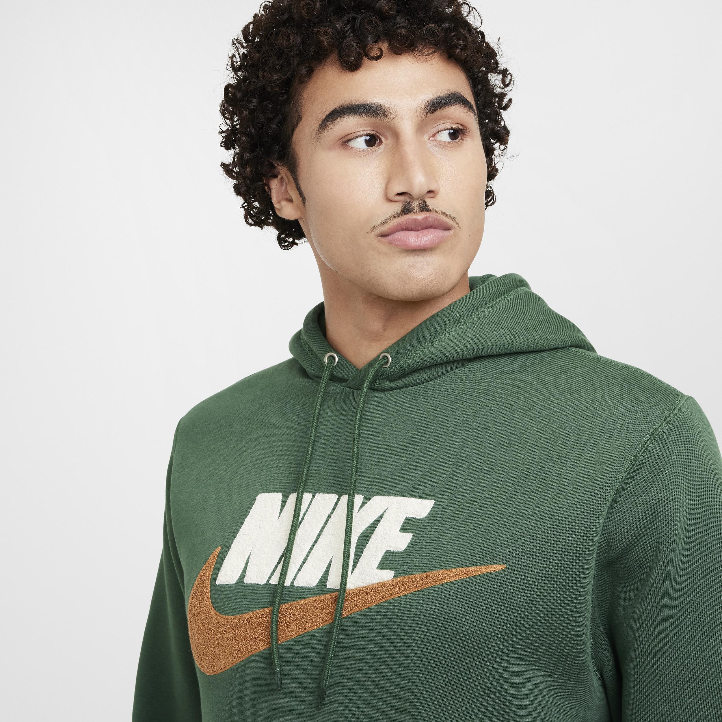 Nike Club Fleece Men's Pullover Hoodie Product Image