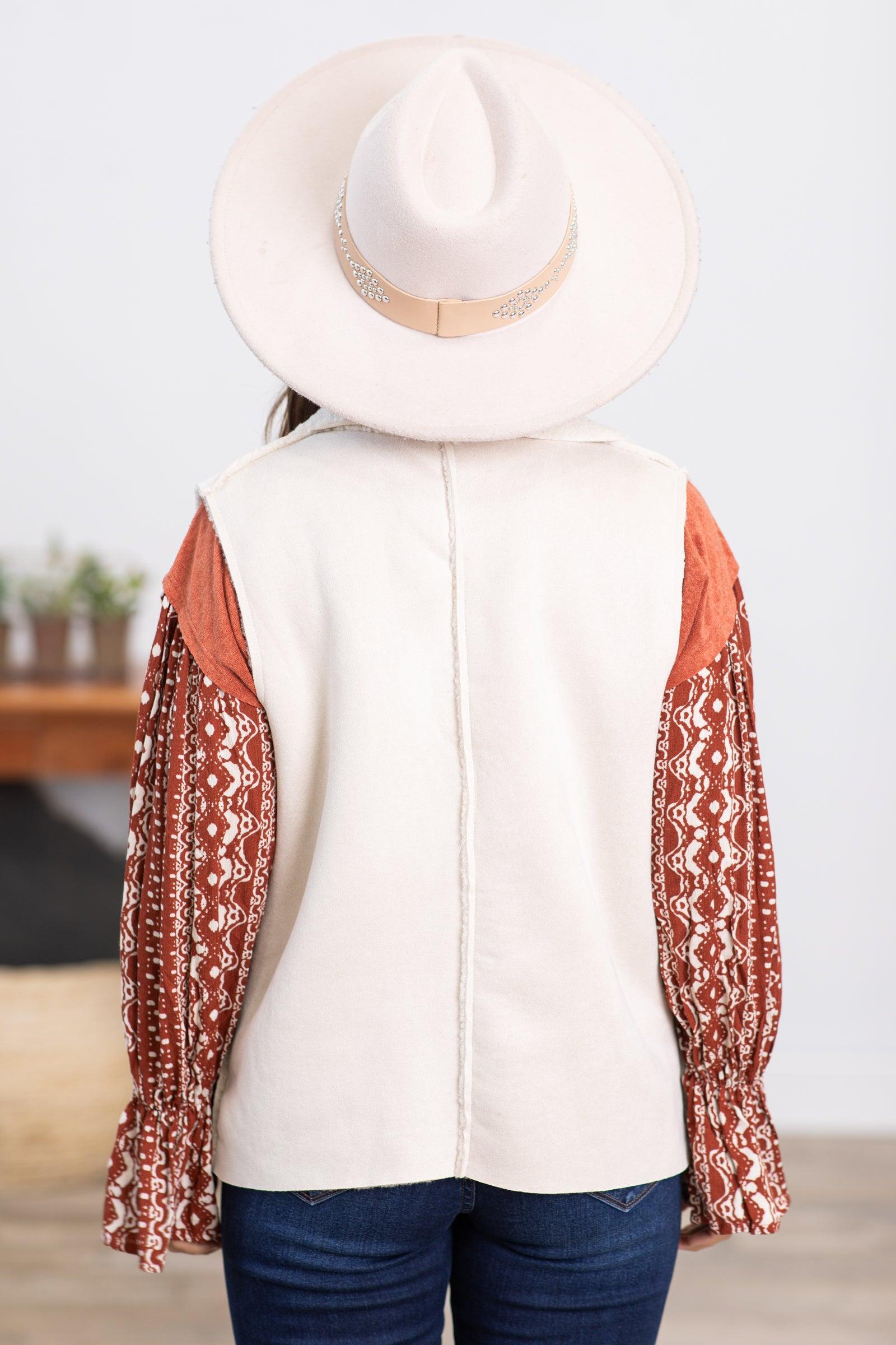 Ivory Double Layer Vest With Pockets Product Image