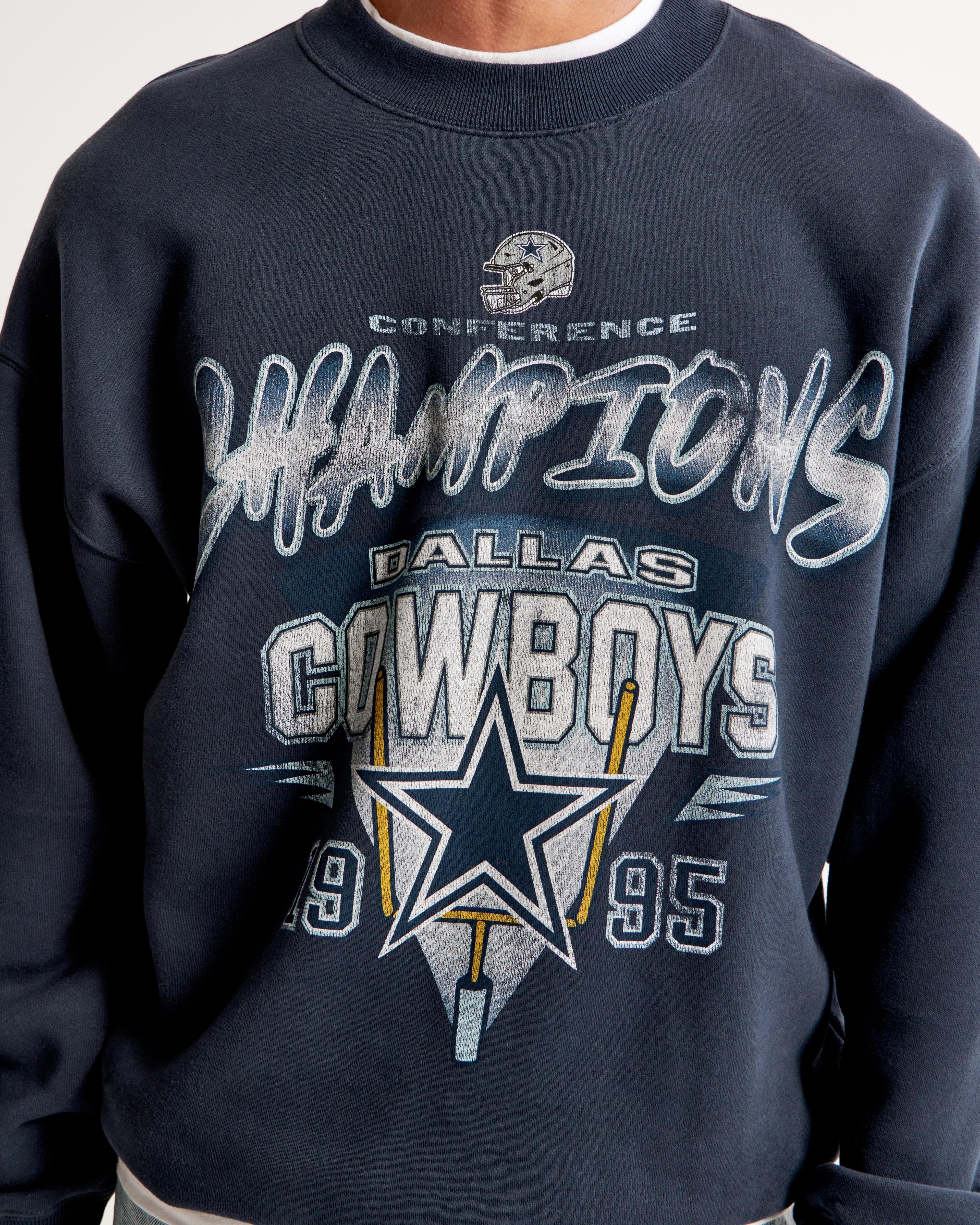 Tampa Bay Buccaneers Graphic Crew Sweatshirt Product Image