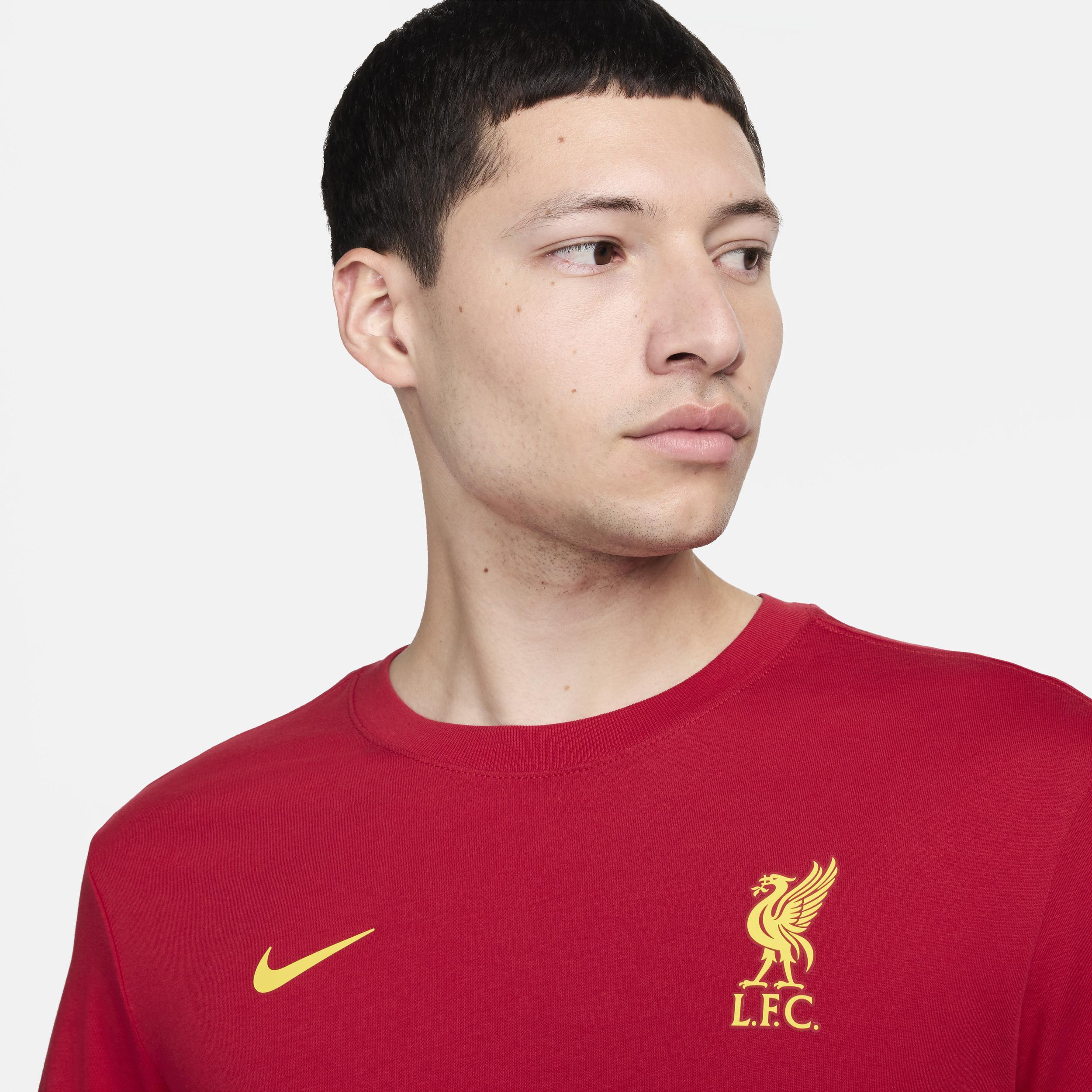 Liverpool FC Essential Men's Nike Soccer T-Shirt Product Image