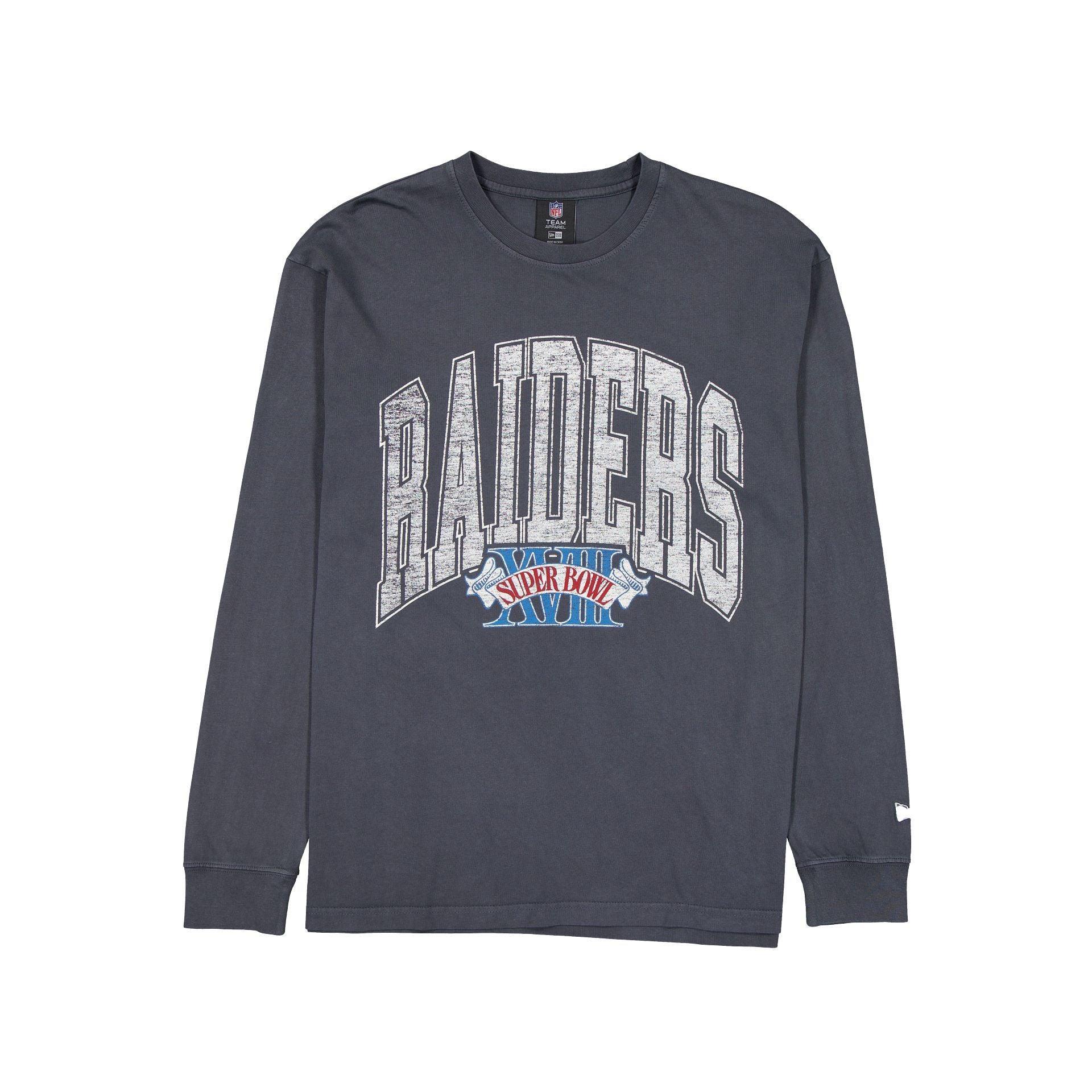 New York Yankees Oversized Essentials Long Sleeve T-Shirt Male Product Image