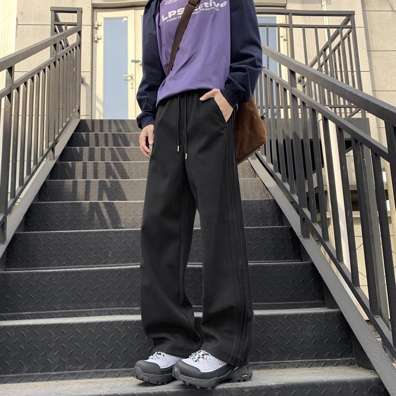 Drawstring Waist Plain Straight Leg Sweatpants Product Image