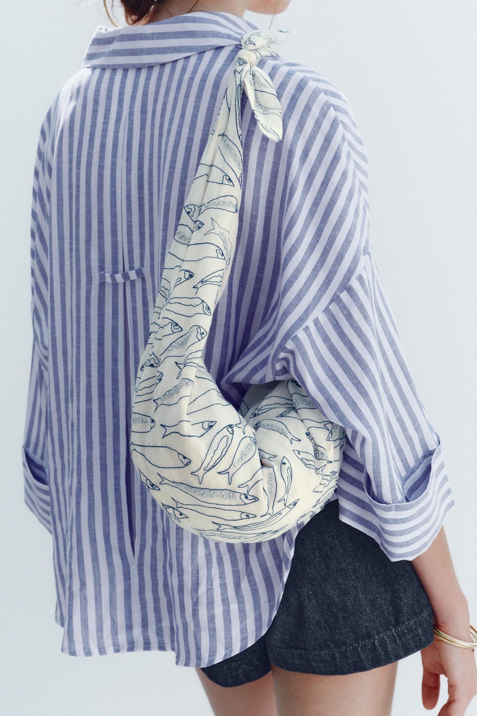 BOW PRINT BAG Product Image