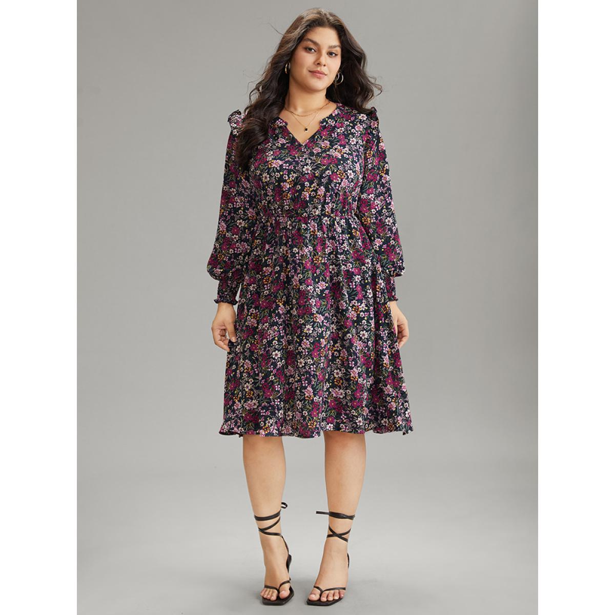 Plus Size Ditsy Floral Notched Pocket Shirred Cuffs Dress DarkBlue Women Elegant Printed Notched collar Long Sleeve Curvy Midi Dress BloomChic 26/4X Product Image