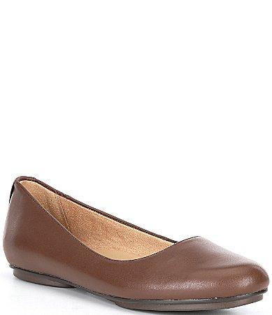 Naturalizer Maxwell (Frappe Leather) Women's Shoes Product Image