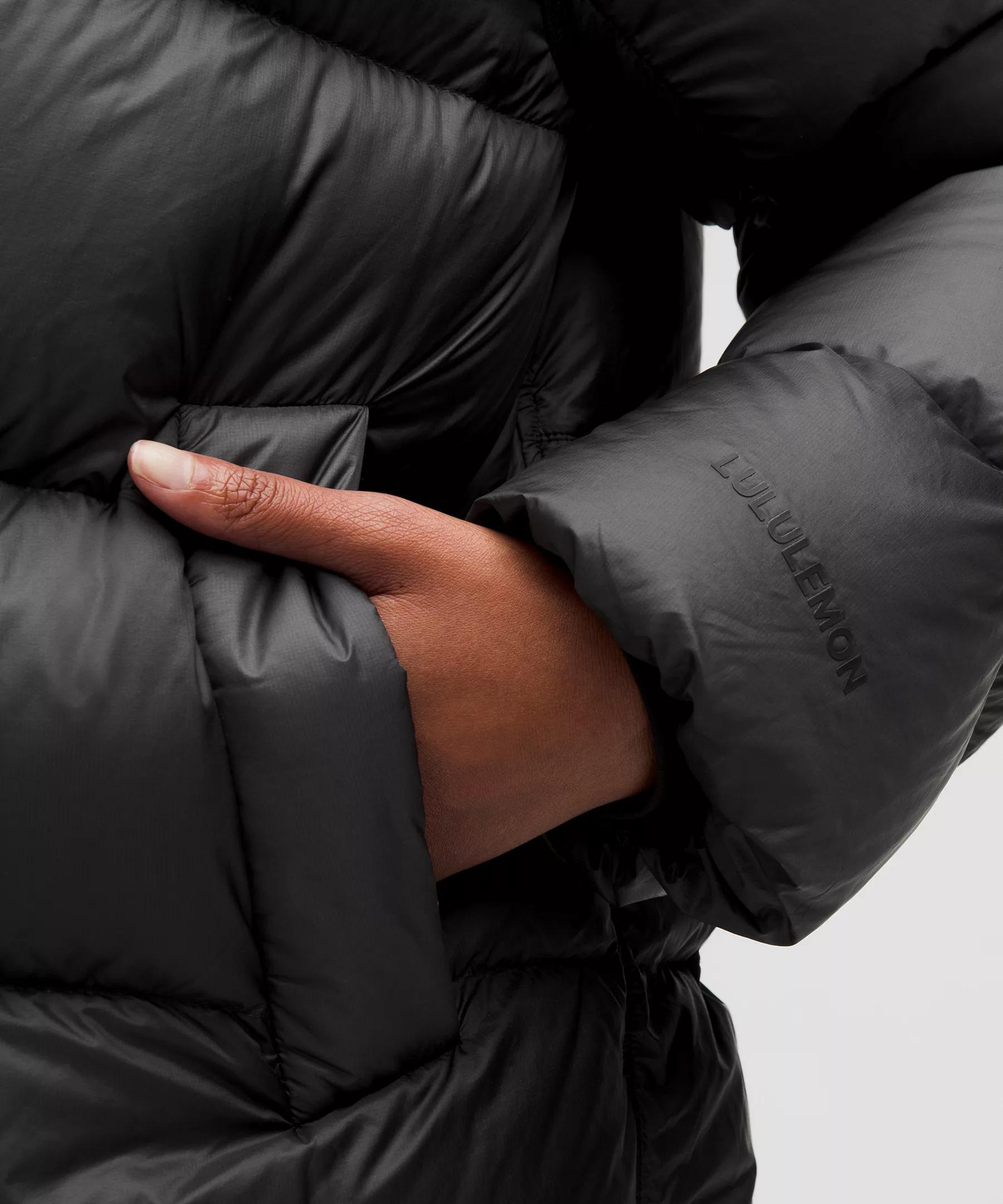 Featherweight 900-Down-Fill Puffer Jacket Product Image