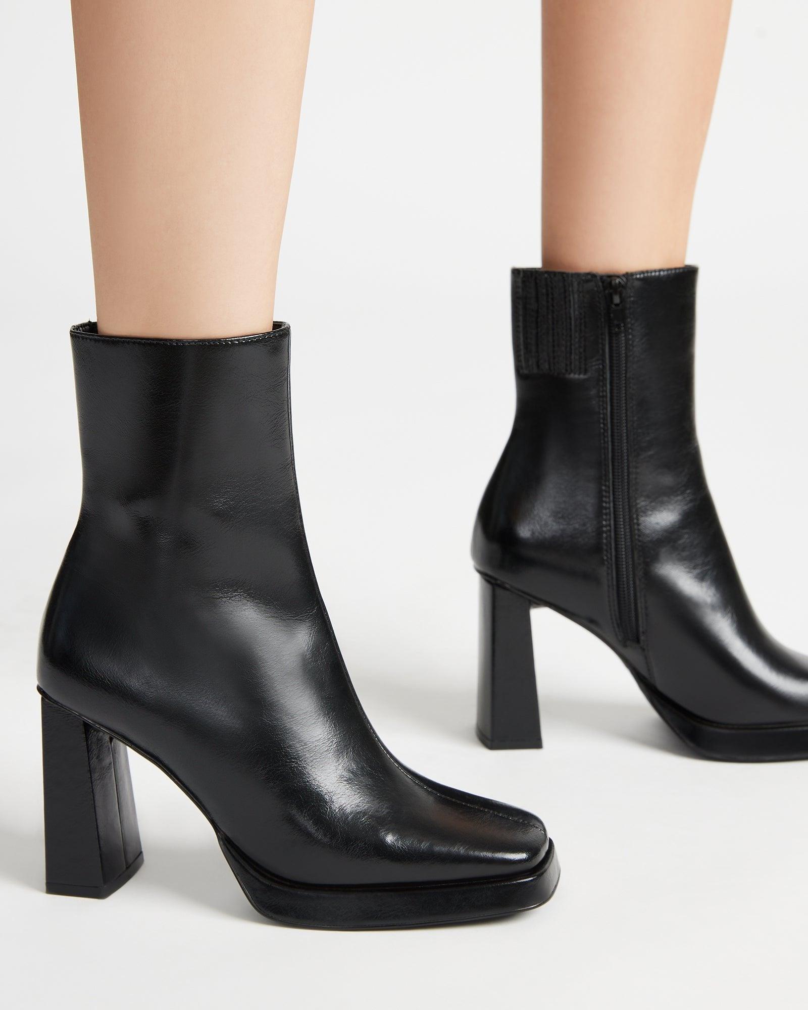 FREYA BLACK LEATHER - SM REBOOTED Female Product Image