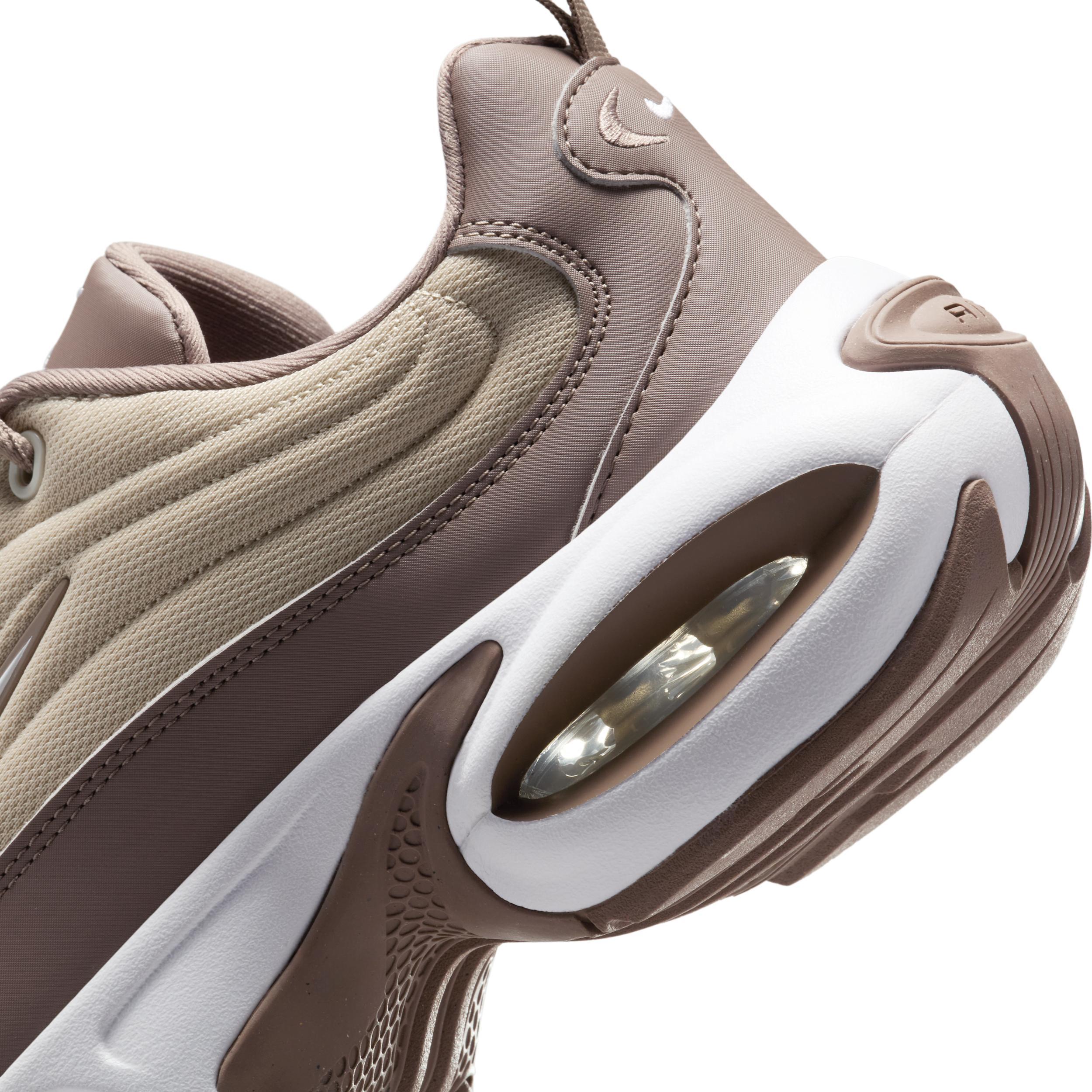 Nike Women's Air Max Portal Shoes Product Image