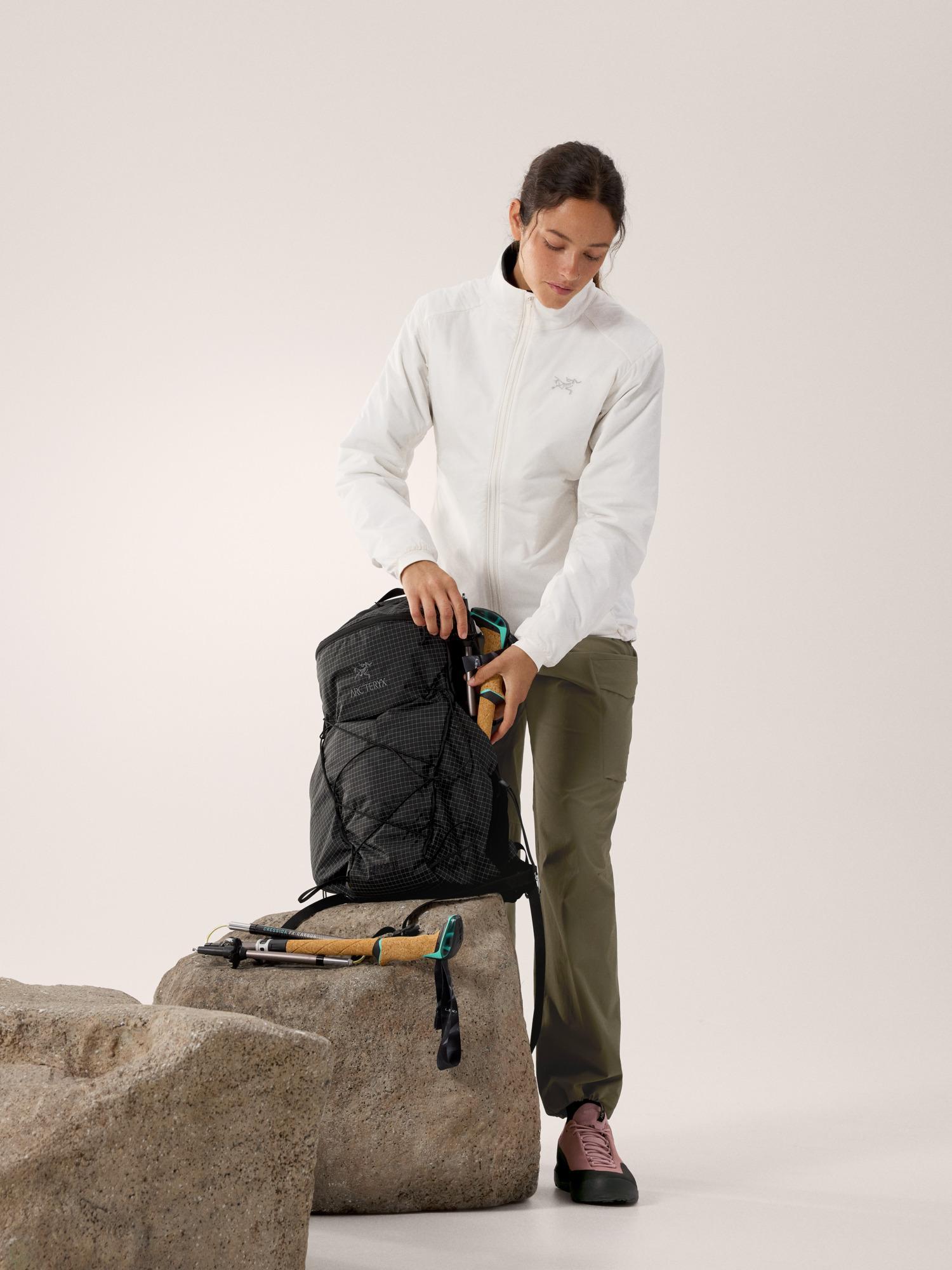 Atom Jacket Women's Product Image