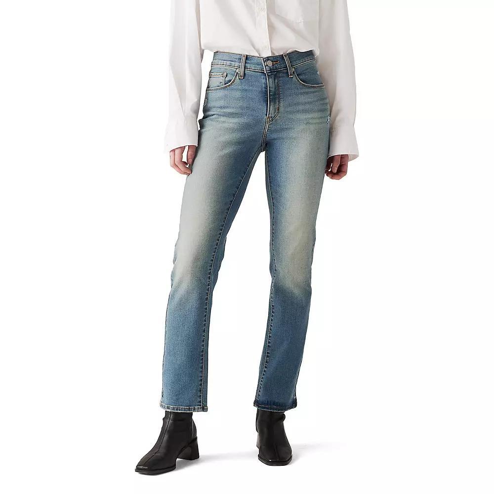 Women's Levi's® Classic Straight-Leg Jeans,  Product Image