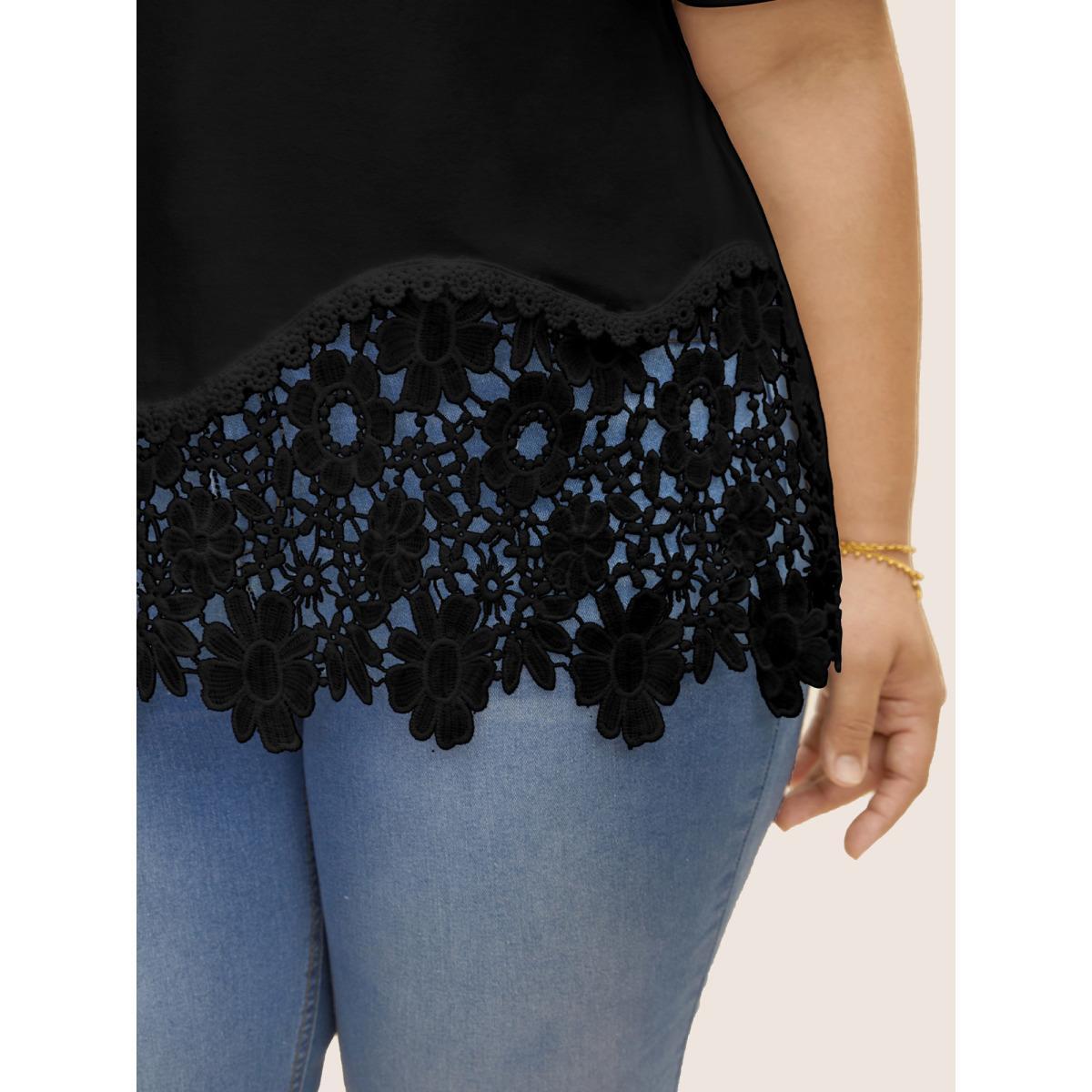 Plus Size Crew Neck Flower Lace Patchwork T-shirt Black Women Elegant Patchwork Round Neck Everyday T-shirts BloomChic 28/5X Product Image