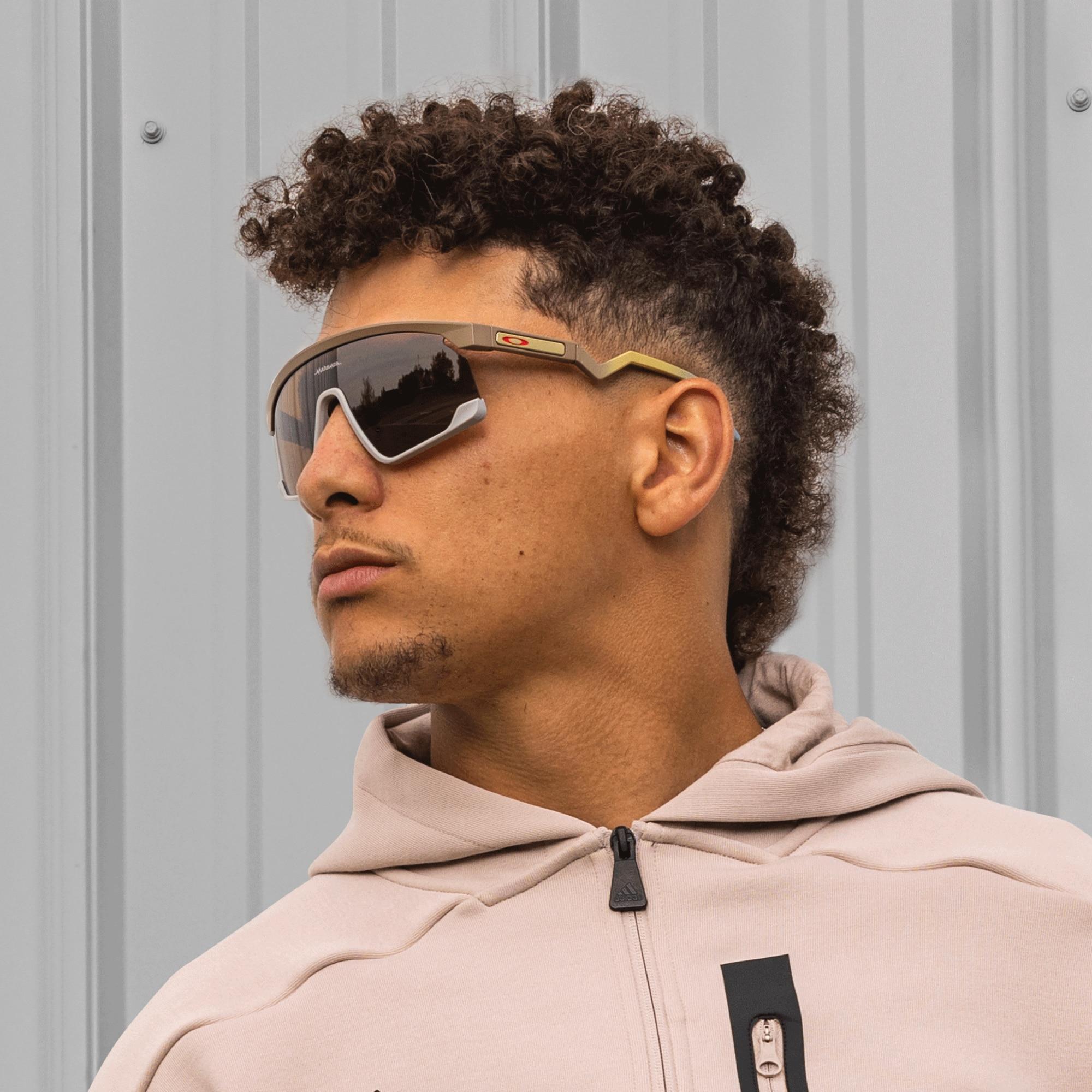 Oakley Mens Bxtr Patrick Mahomes Ii Collection Sunglasses Product Image